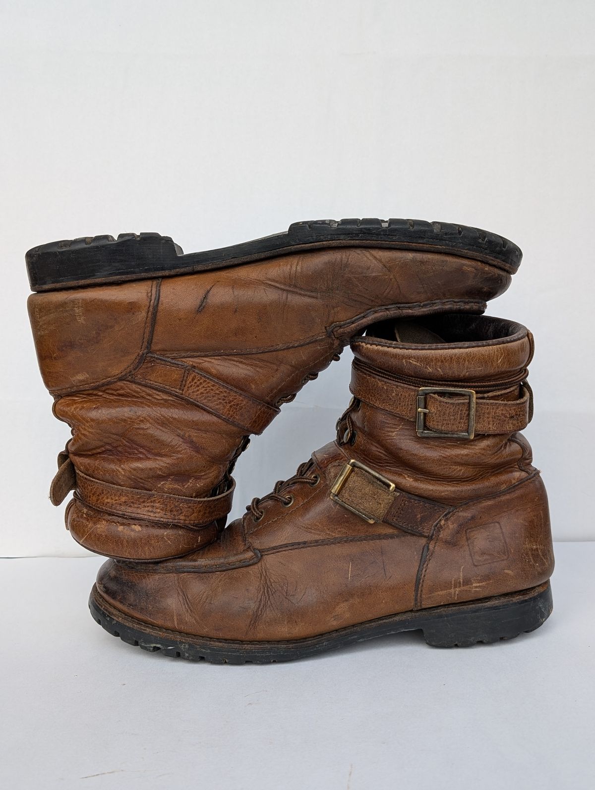 Photo by Genghis_Khant on March 4, 2026 of the RJ Colt Unknown Model in Unknown Leather.