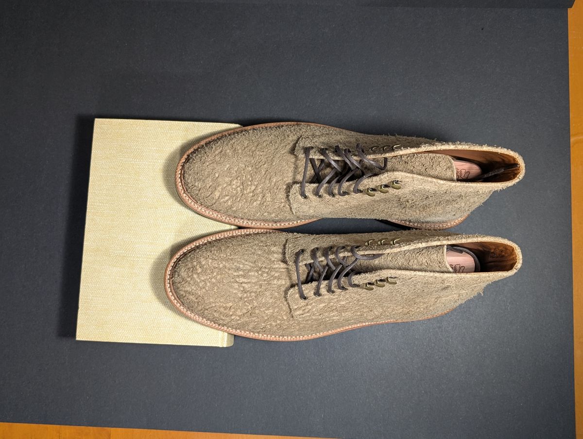 Photo by Genghis_Khant on October 1, 2025 of the Grant Stone Edward Boot in C.F. Stead Milkshake Rough Mohawk Suede.