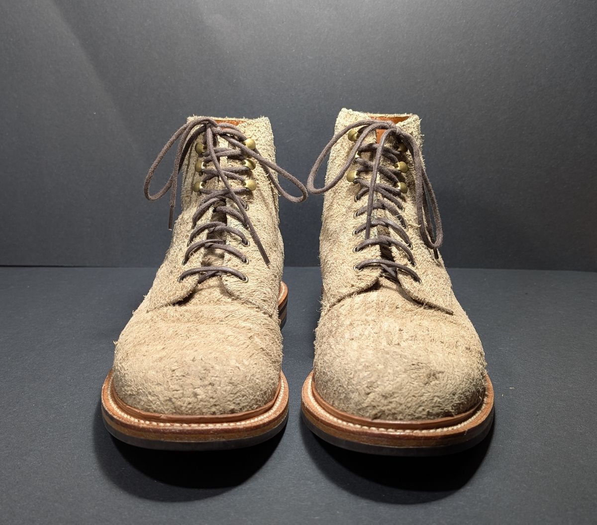 Photo by Genghis_Khant on December 2, 2025 of the Grant Stone Edward Boot in C.F. Stead Milkshake Rough Mohawk Suede.