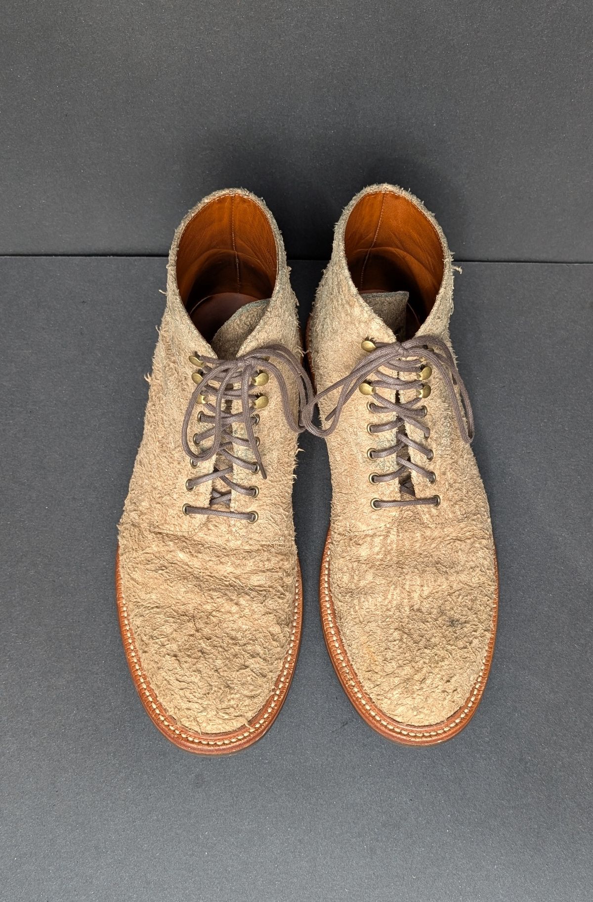 Photo by Genghis_Khant on March 4, 2026 of the Grant Stone Edward Boot in C.F. Stead Milkshake Rough Mohawk Suede.