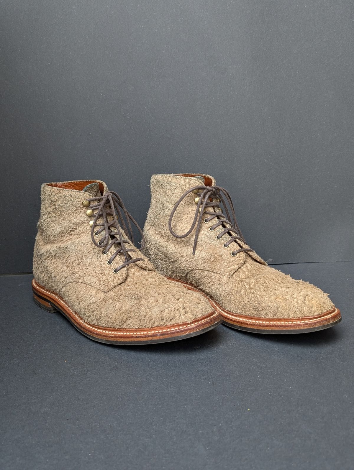 Photo by Genghis_Khant on April 4, 2026 of the Grant Stone Edward Boot in C.F. Stead Milkshake Rough Mohawk Suede.