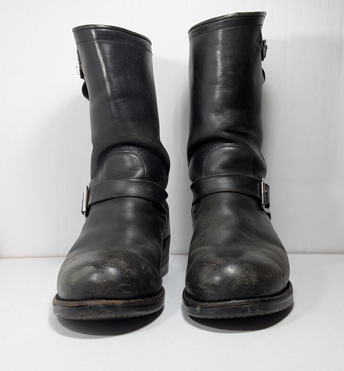 Photo by Genghis_Khant on December 2, 2025 of the Herman Survivor Engineer Boot in Unknown Leather.