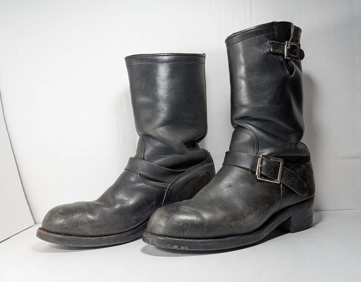 Photo by Genghis_Khant on December 2, 2025 of the Herman Survivor Engineer Boot in Unknown Leather.