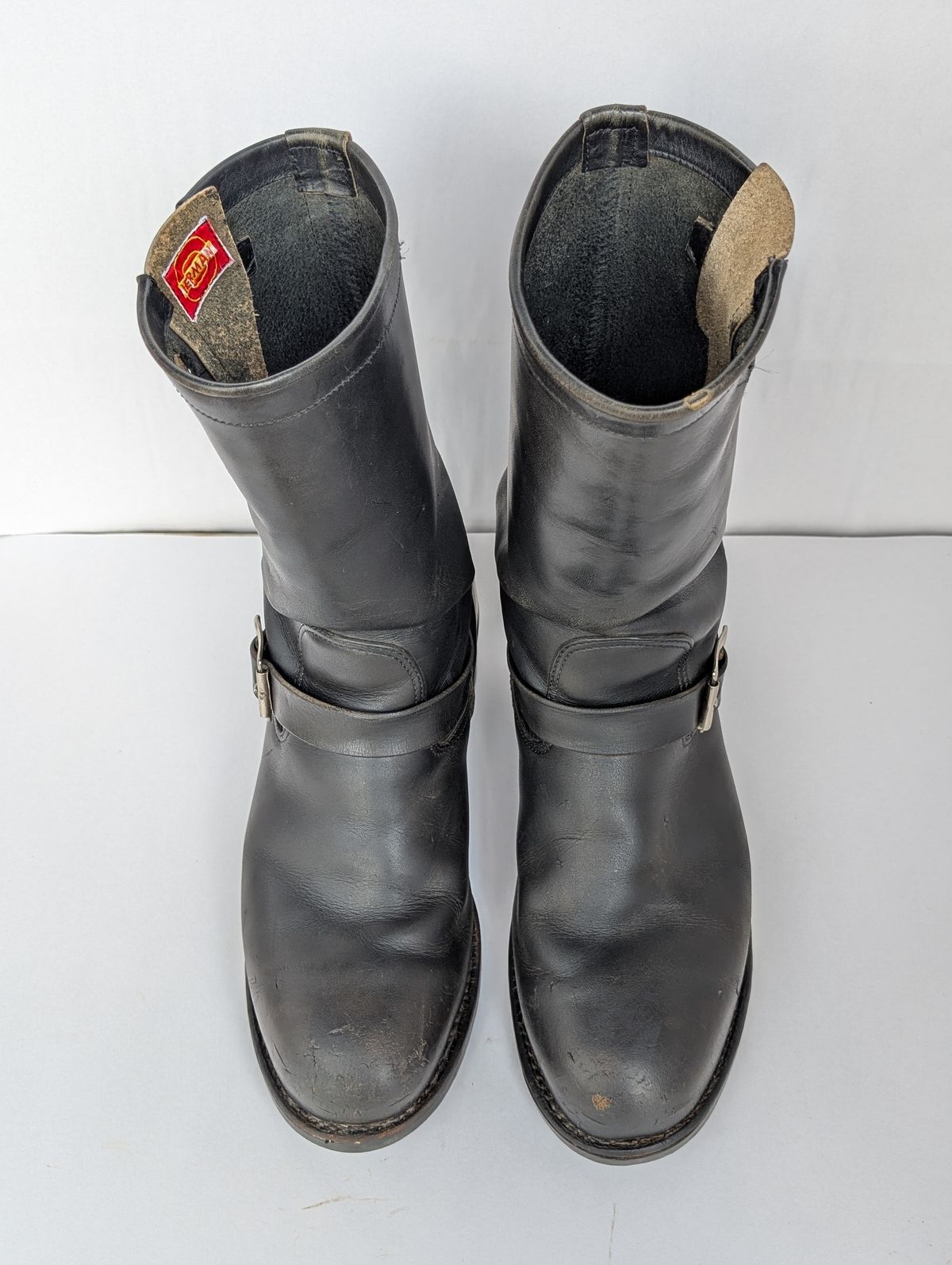 Photo by Genghis_Khant on March 4, 2026 of the Herman Survivor Engineer Boot in Unknown Leather.