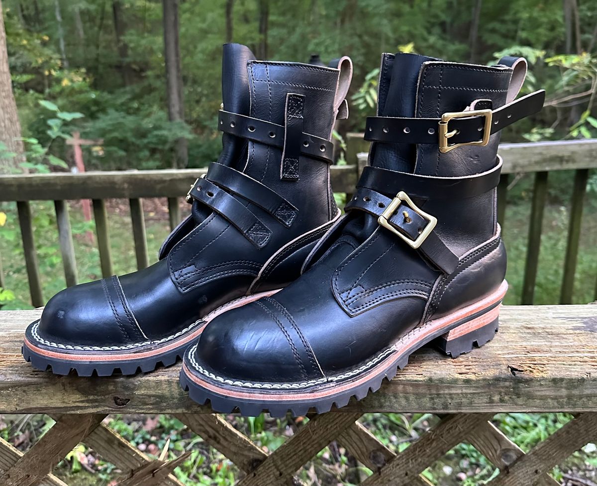 Photo by Sir_Diggins on October 1, 2024 of the Nicks Heritage TankerPro in Horween Black Chromexcel.