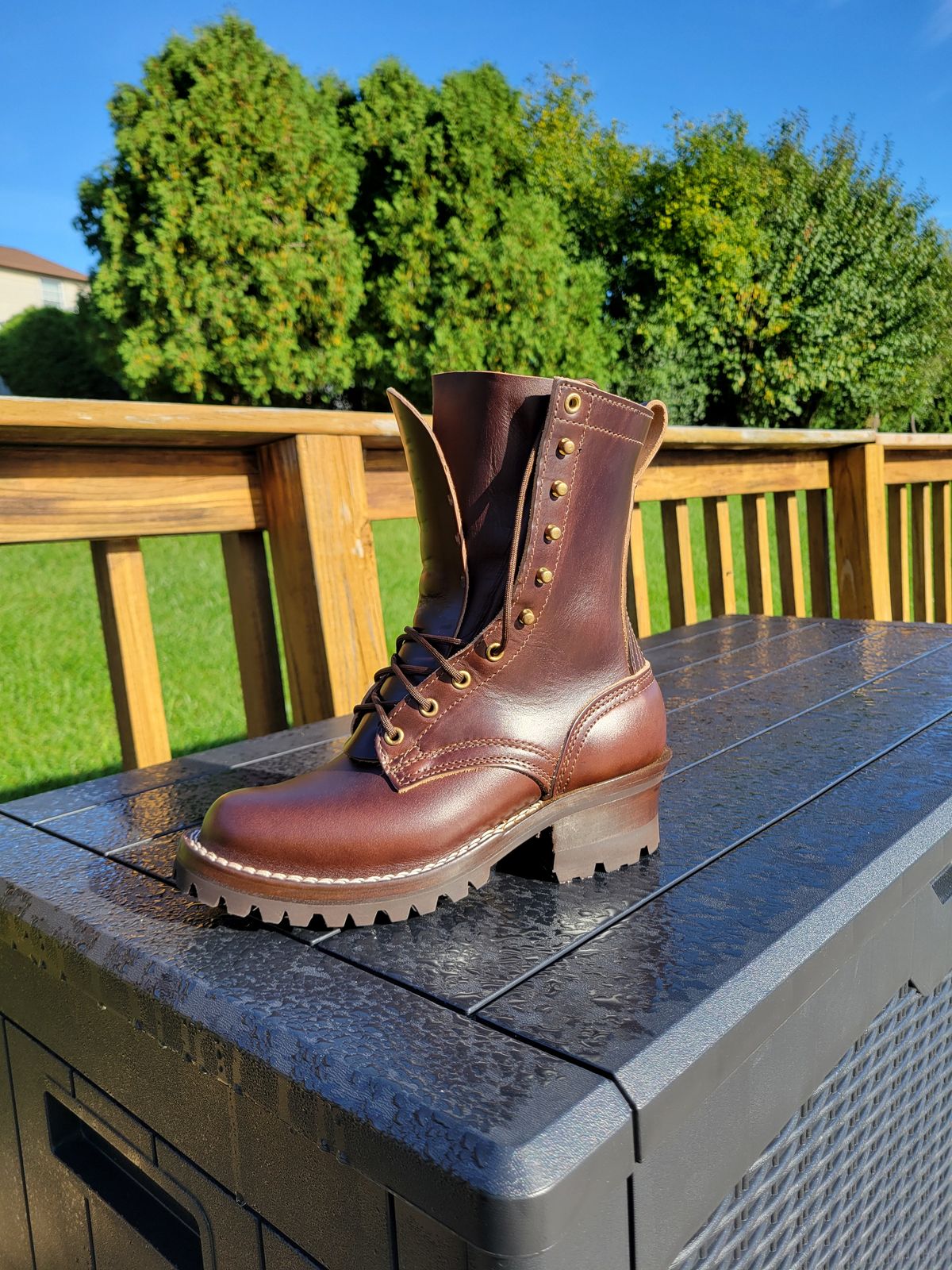 Photo by DJT3412 on October 4, 2024 of the Nicks Urban Logger in Horween Brown Chromexcel.