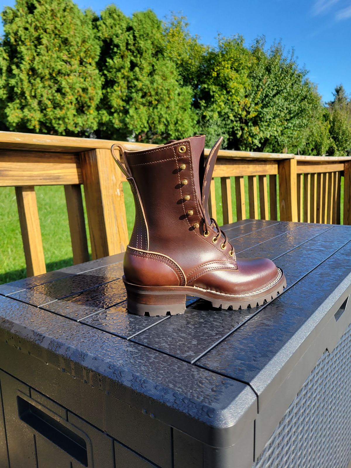 Photo by DJT3412 on October 4, 2024 of the Nicks Urban Logger in Horween Brown Chromexcel.