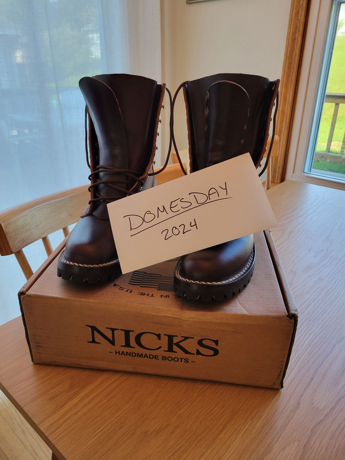 Photo by DJT3412 on October 4, 2024 of the Nicks Urban Logger in Horween Brown Chromexcel.