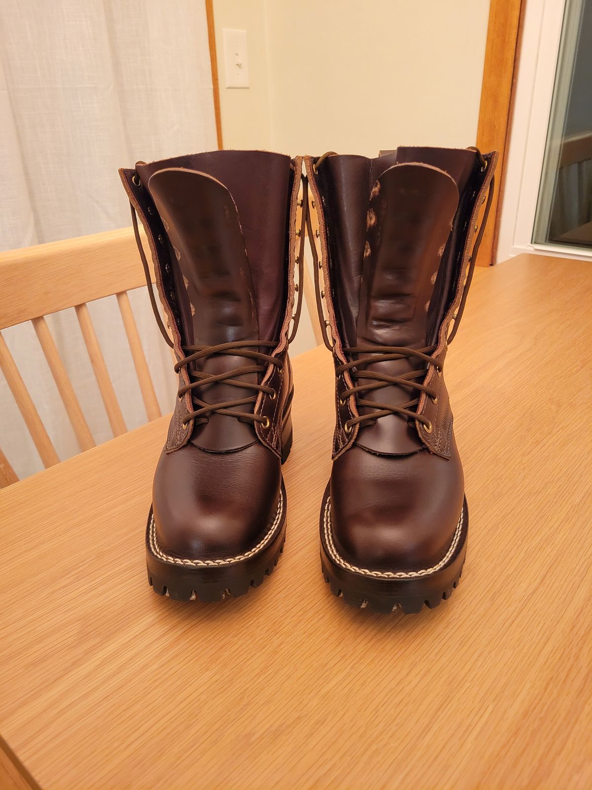 Photo by DJT3412 on December 5, 2024 of the Nicks Urban Logger in Horween Brown Chromexcel.