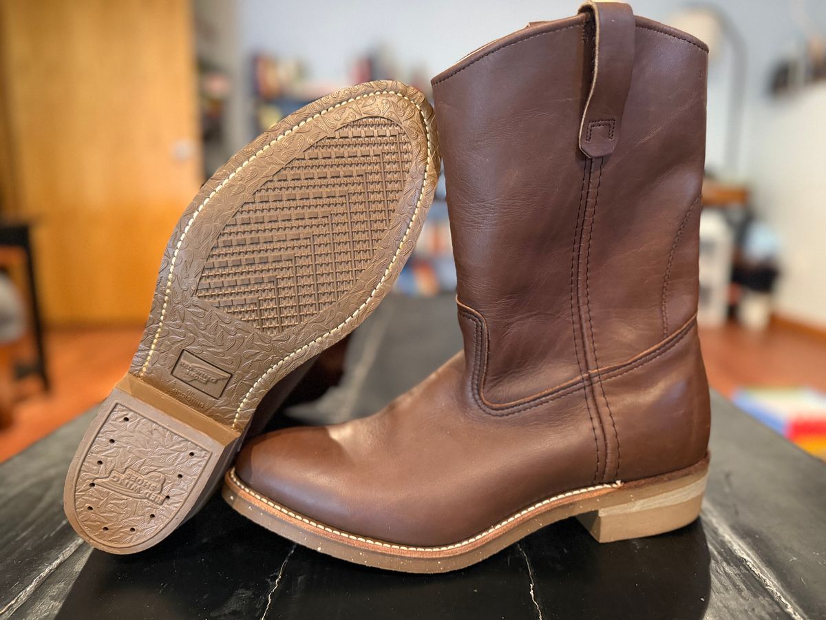 Photo by beerdlife on April 11, 2026 of the Red Wing Pecos in S.B. Foot Brown Boomer.