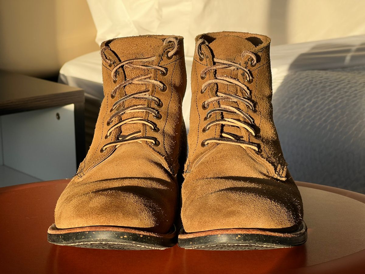 Photo by beerdlife on November 17, 2025 of the Red Wing Merchant in S.B. Foot Olive Mohave Roughout.