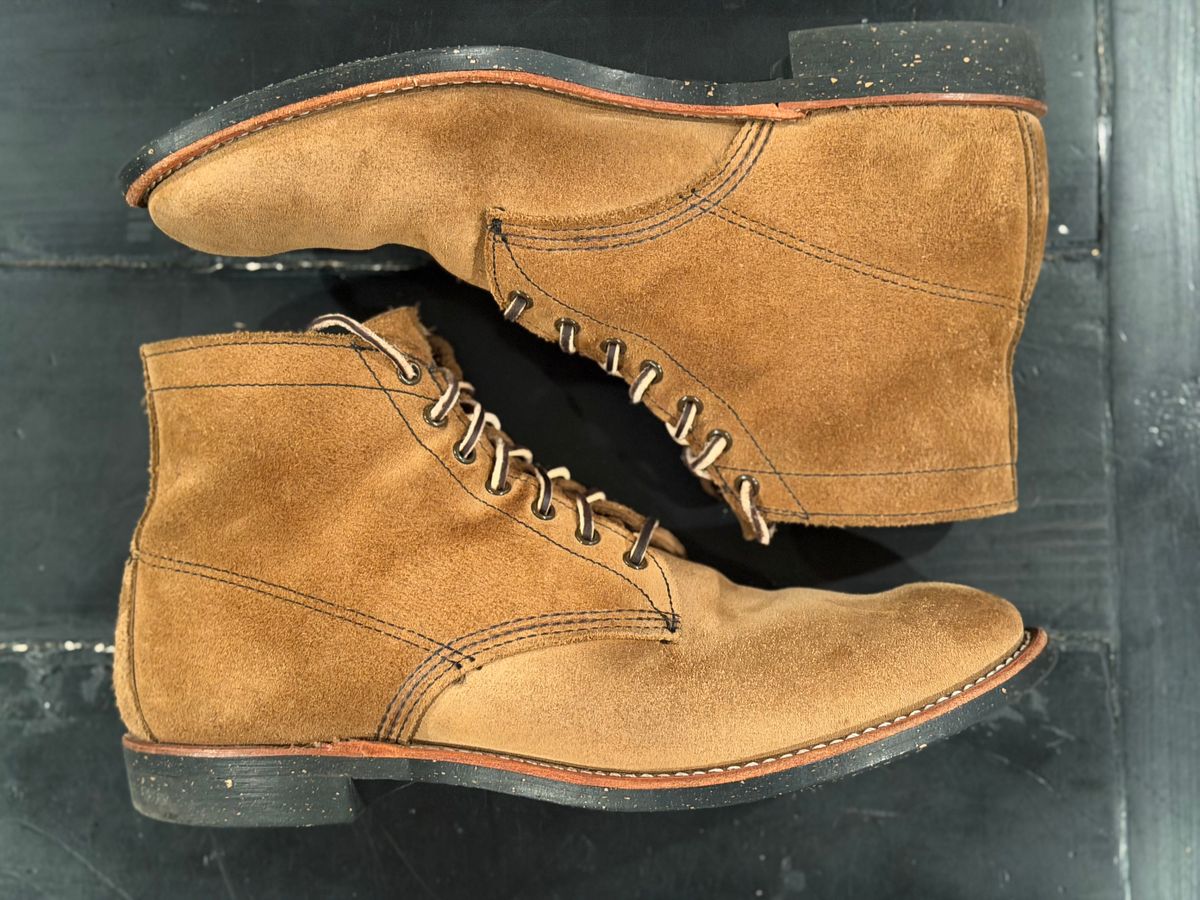 Photo by beerdlife on June 5, 2026 of the Red Wing Merchant in S.B. Foot Olive Mohave Roughout.