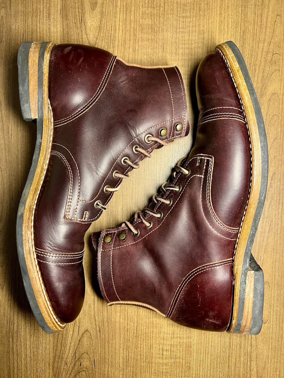 Photo by beerdlife on January 15, 2026 of the Truman Cap Toe Boot in Seidel Oxblood Double Shot.