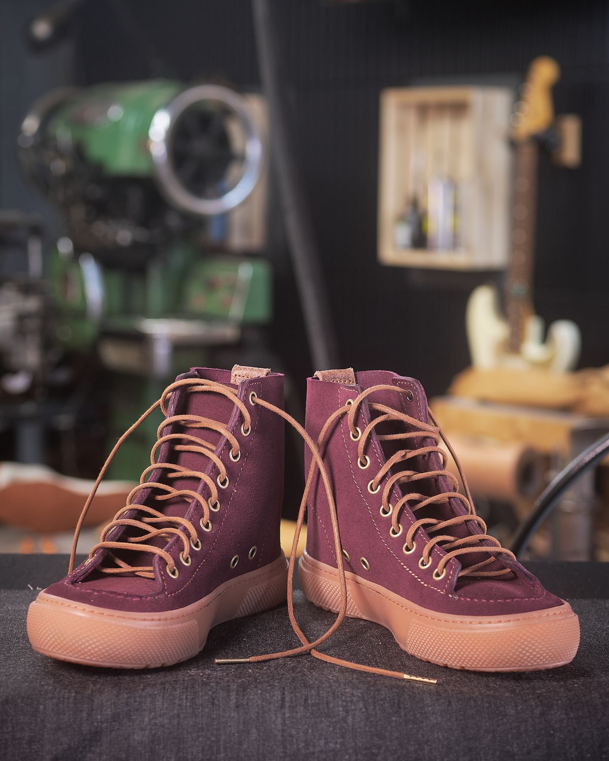 Photo by Christina080783 on October 2, 2025 of the BHHB RailTown Sneaker boot in Cf Stead Janus Calf Purple.