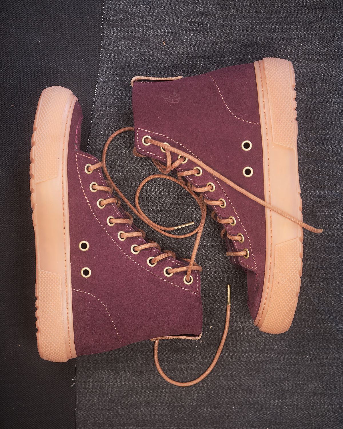 Photo by Christina080783 on October 2, 2025 of the BHHB RailTown Sneaker boot in Cf Stead Janus Calf Purple.