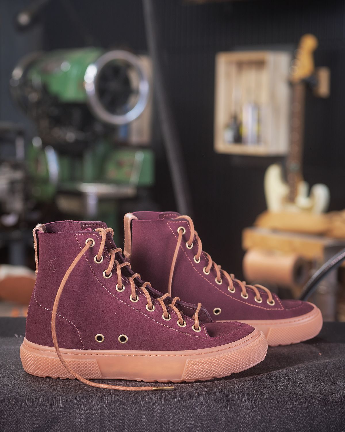 Photo by Christina080783 on October 2, 2025 of the BHHB RailTown Sneaker boot in Cf Stead Janus Calf Purple.