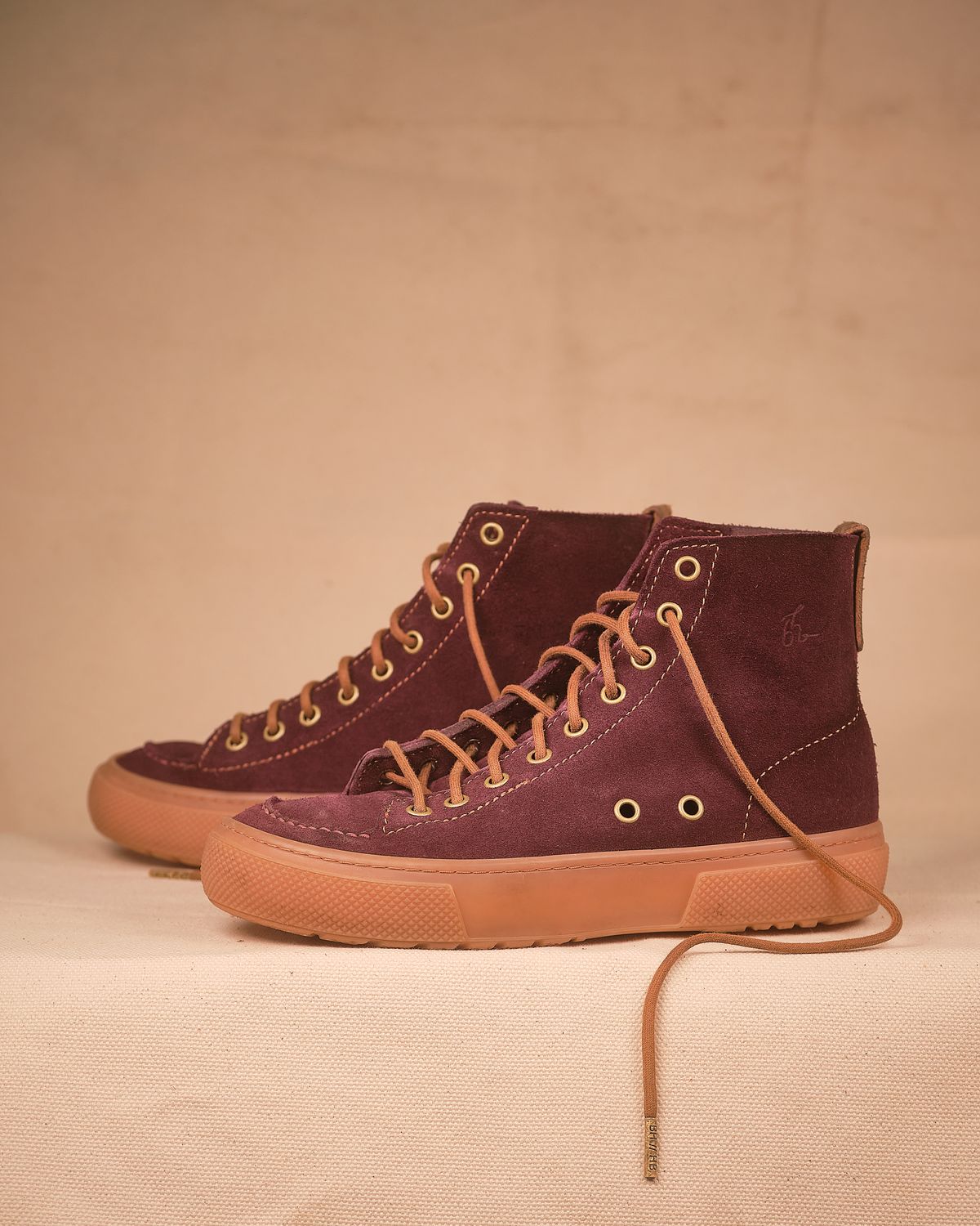 Photo by Christina080783 on January 5, 2026 of the BHHB RailTown Sneaker boot in Cf Stead Janus Calf Purple.
