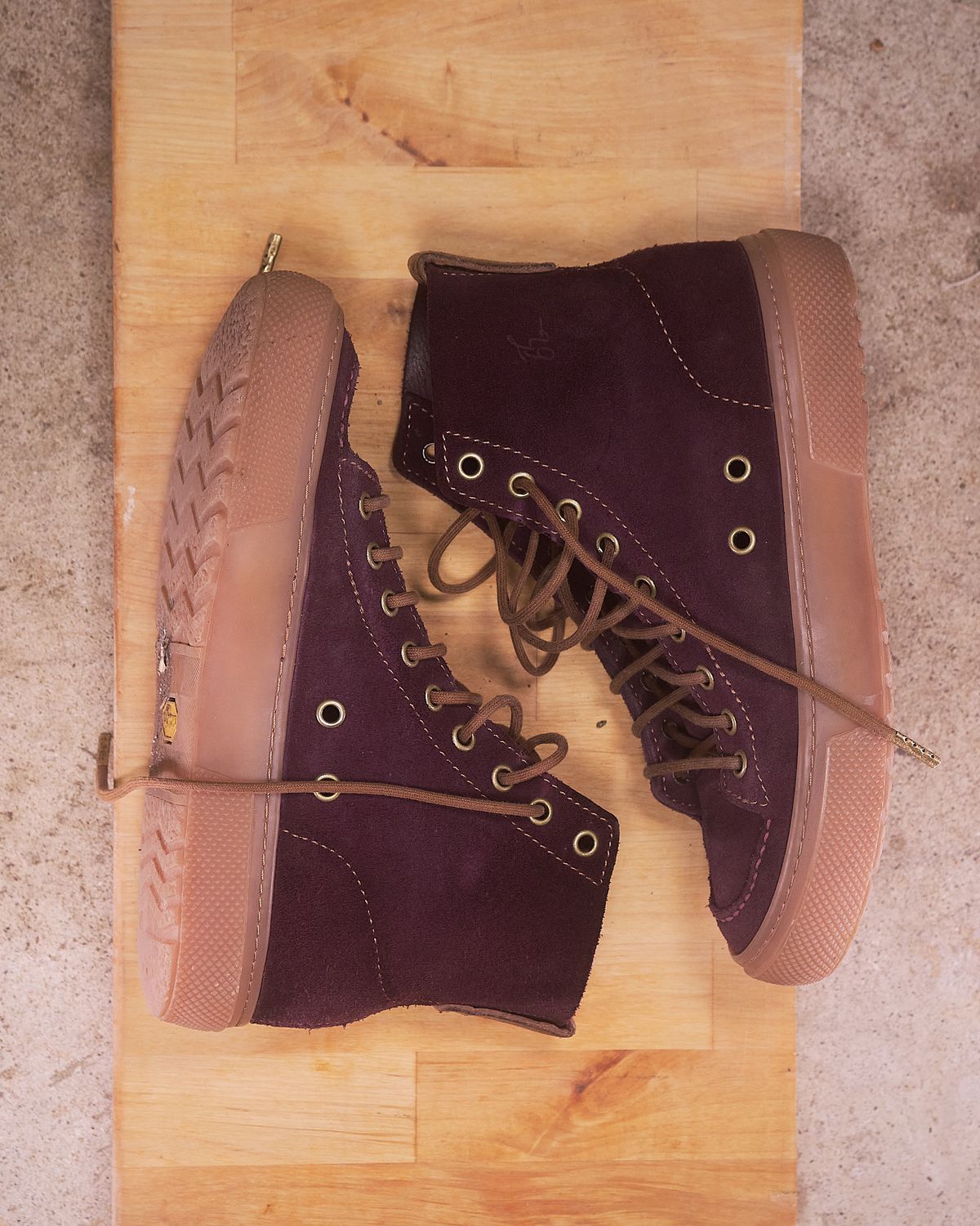 Photo by Christina080783 on April 6, 2026 of the BHHB RailTown Sneaker boot in Cf Stead Janus Calf Purple.