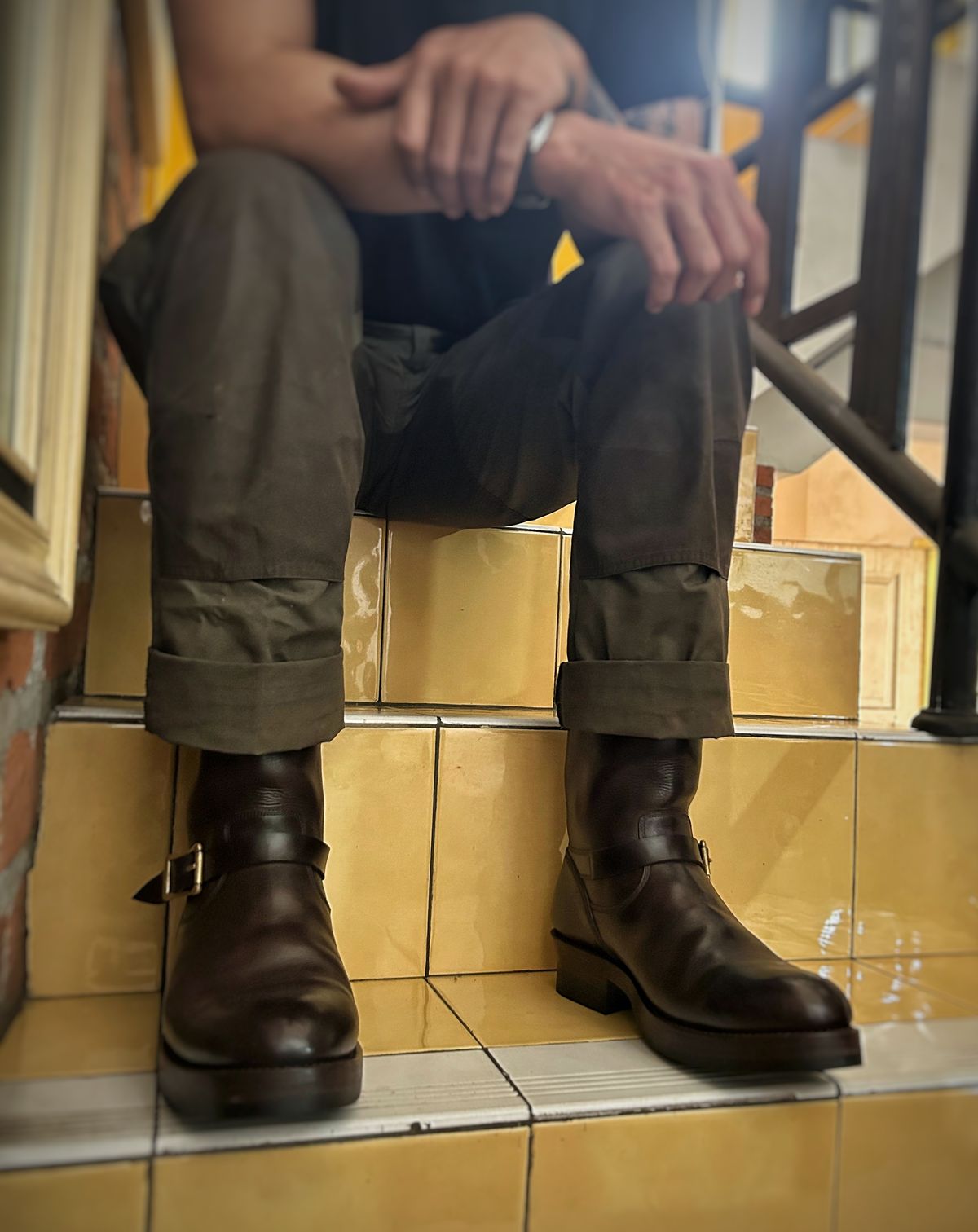 Photo by Caktranaruci on September 21, 2025 of the Junkard 10,5" Engineer Boots in Indonesian Dark Brown Pull Up.