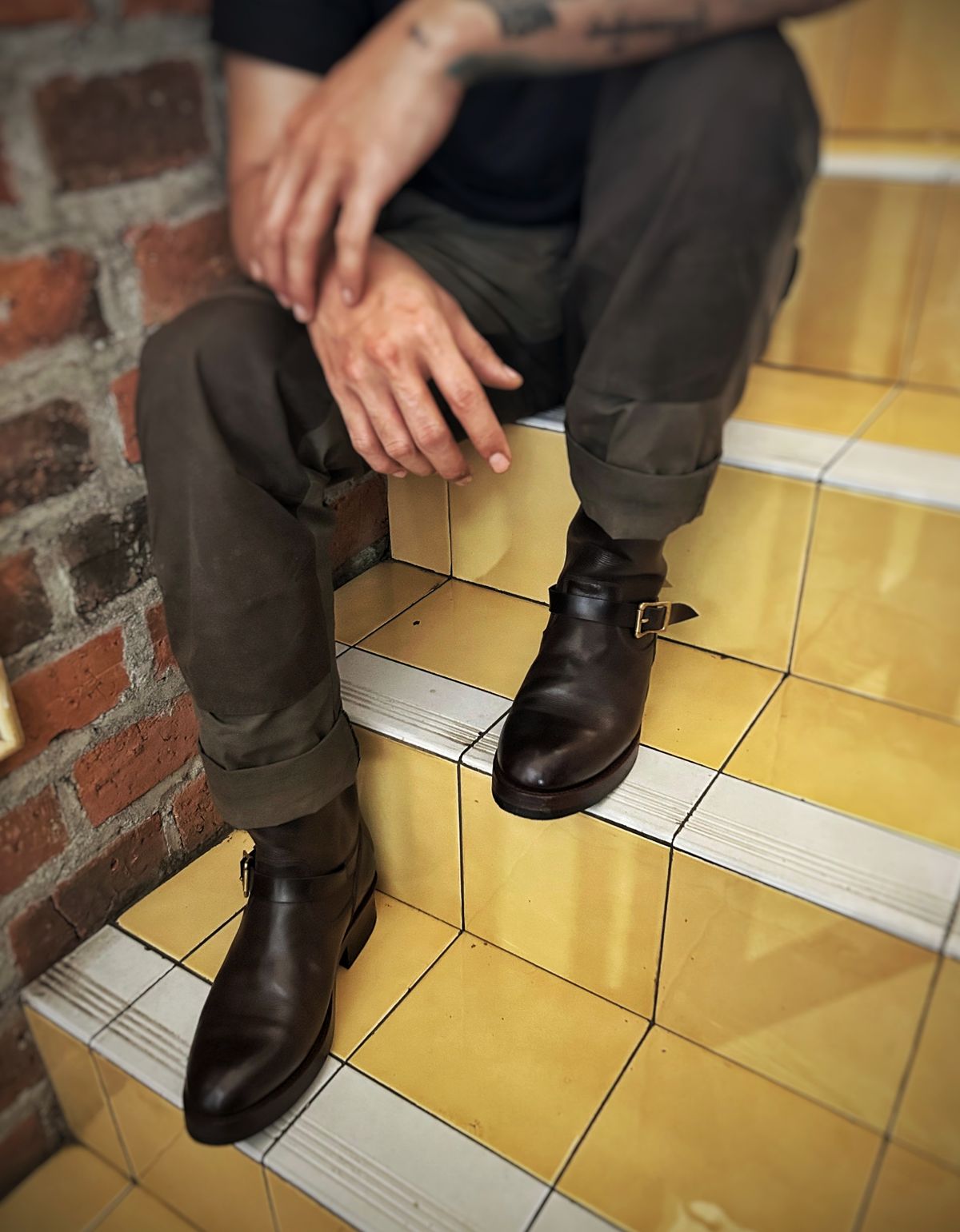 Photo by Caktranaruci on September 21, 2025 of the Junkard 10,5" Engineer Boots in Indonesian Dark Brown Pull Up.