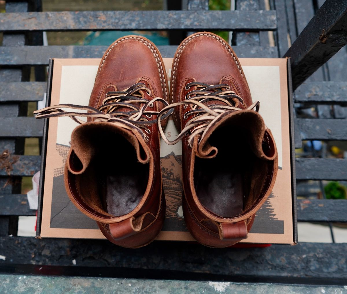 Photo by corbusier on November 5, 2025 of the White's C350 Cutter in Seidel British Tan Double Shot.