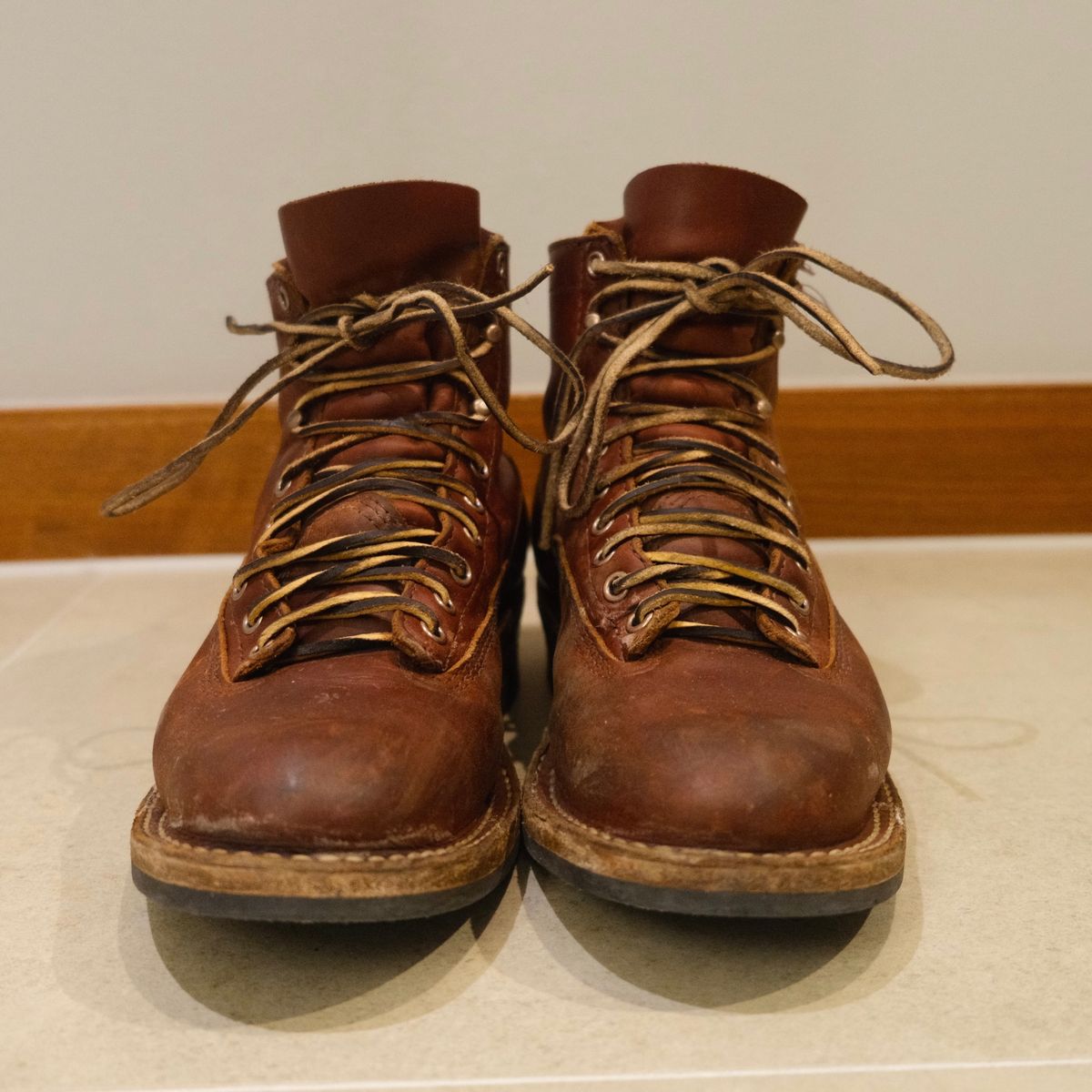 Photo by corbusier on January 5, 2026 of the White's C350 Cutter in Seidel British Tan Double Shot.