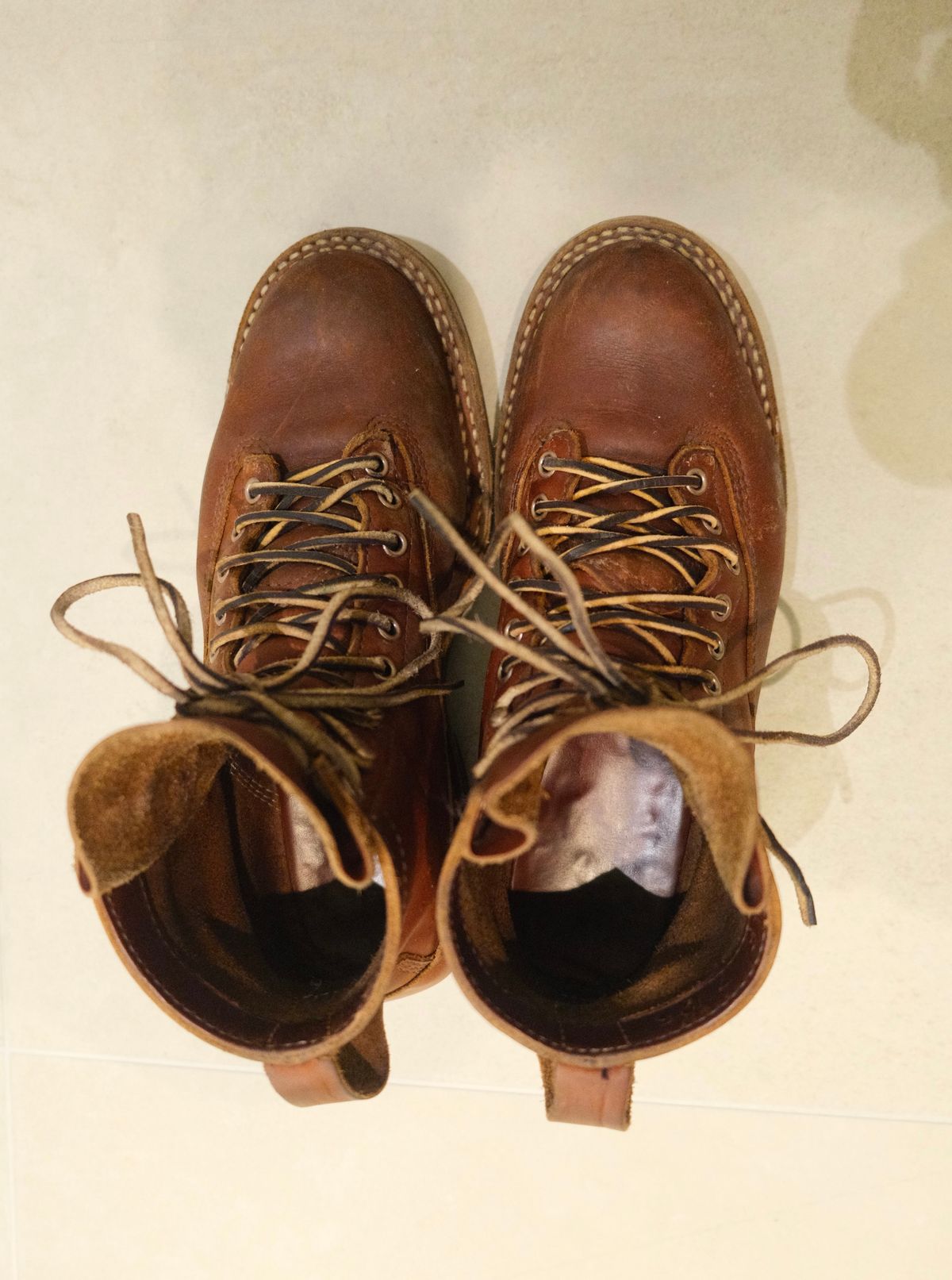 Photo by corbusier on January 5, 2026 of the White's C350 Cutter in Seidel British Tan Double Shot.