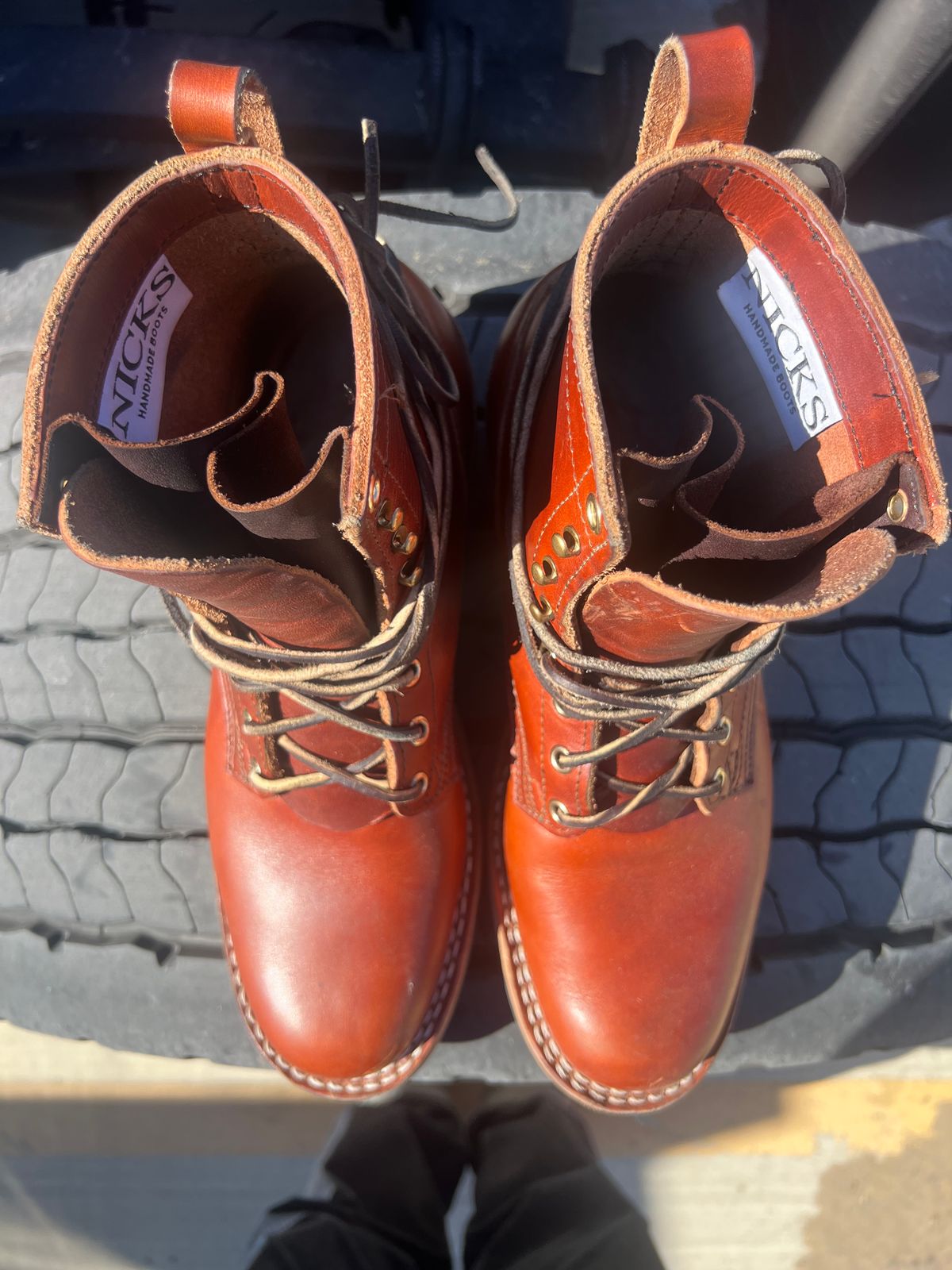 Photo by NyNole on November 3, 2025 of the Nicks Robert in Wickett & Craig Tan Oiled Latigo.