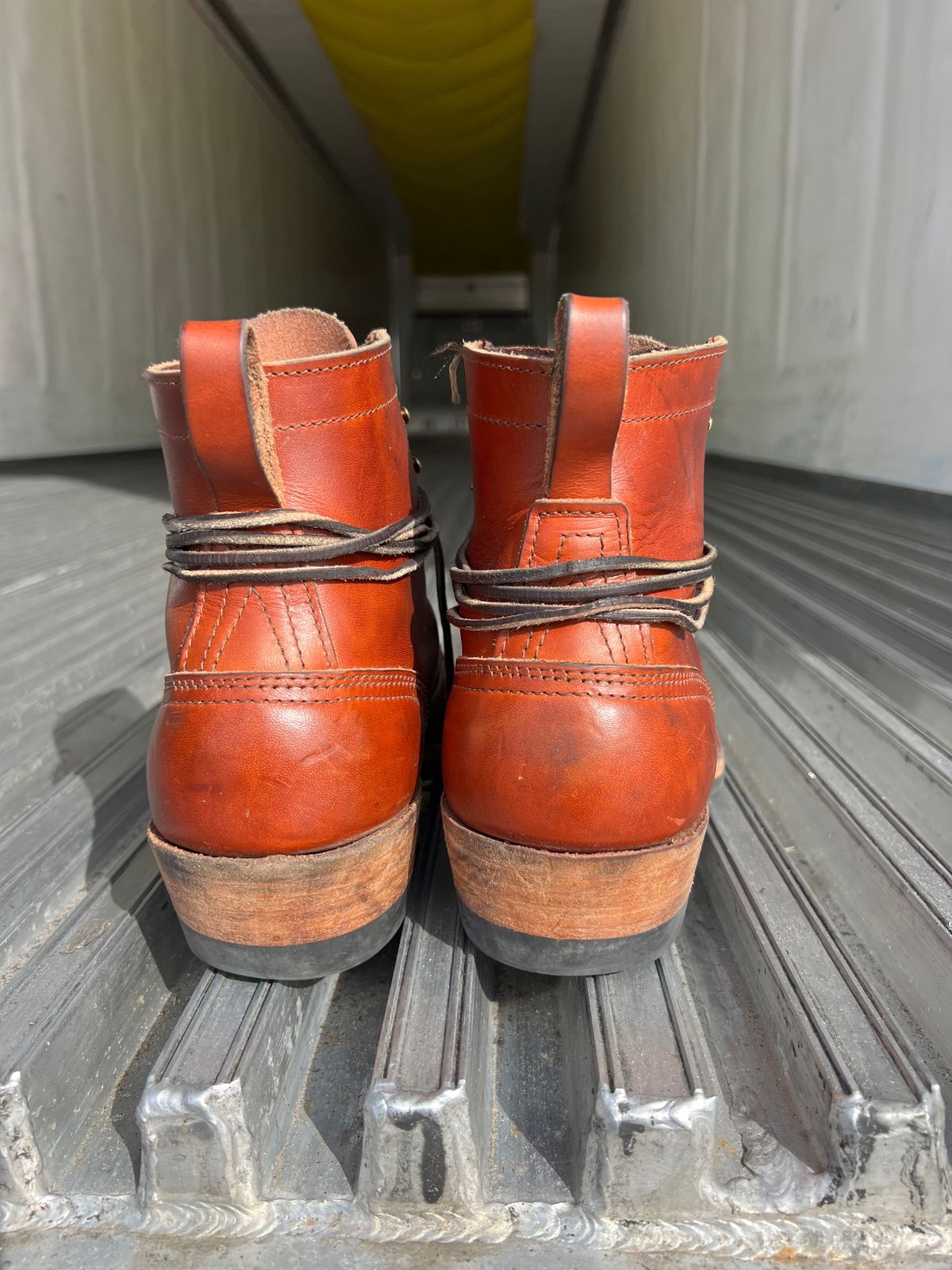 Photo by NyNole on December 5, 2025 of the Nicks Robert in Wickett & Craig Tan Oiled Latigo.