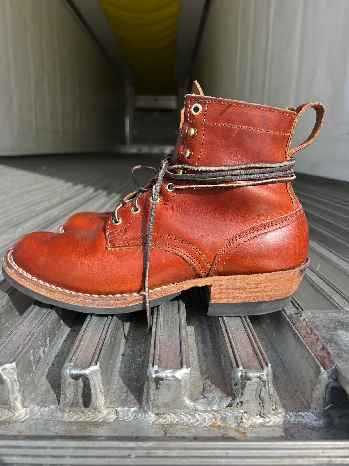 Photo by NyNole on December 5, 2025 of the Nicks Robert in Wickett & Craig Tan Oiled Latigo.