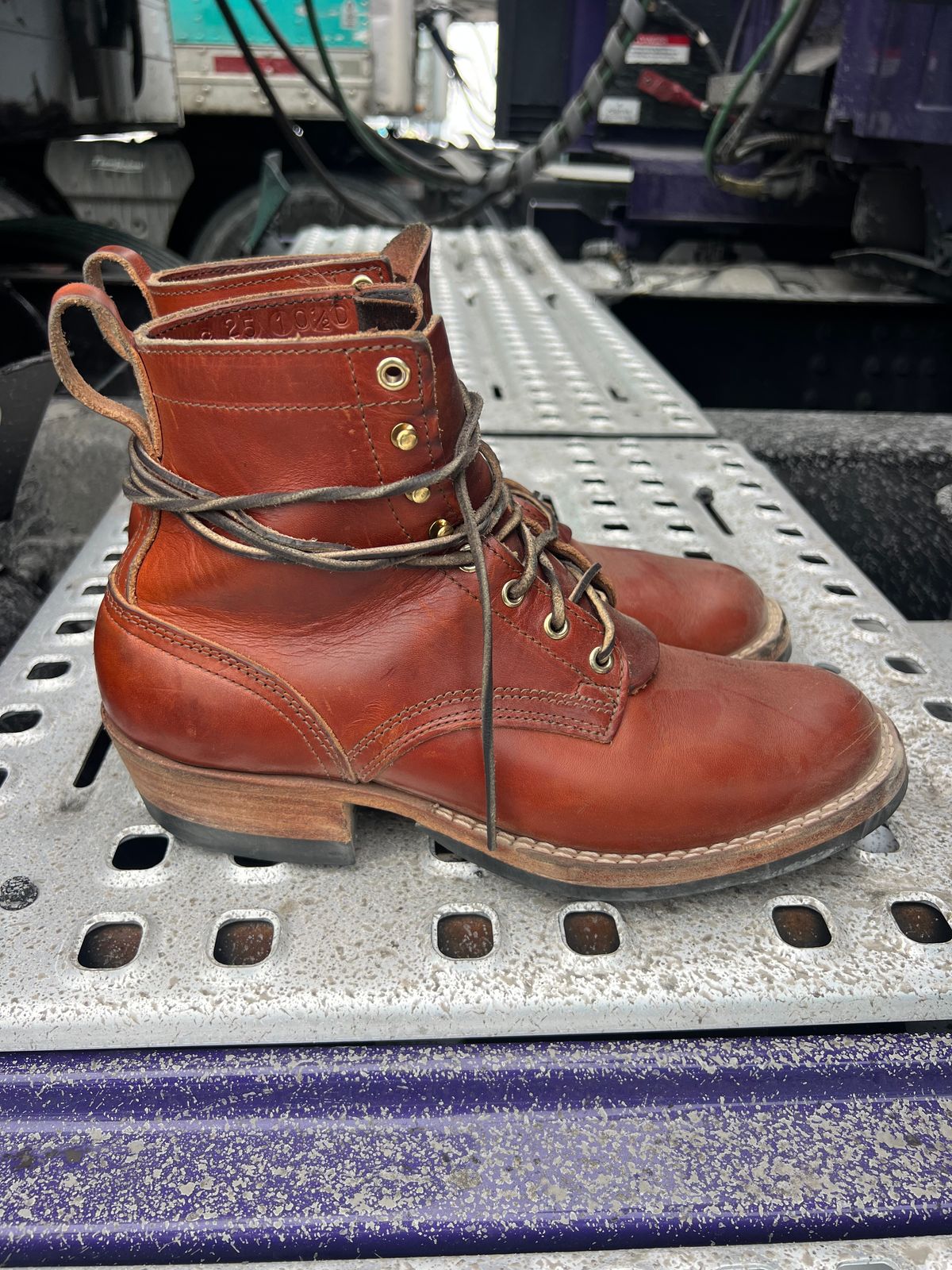 Photo by NyNole on January 5, 2026 of the Nicks Robert in Wickett & Craig Tan Oiled Latigo.