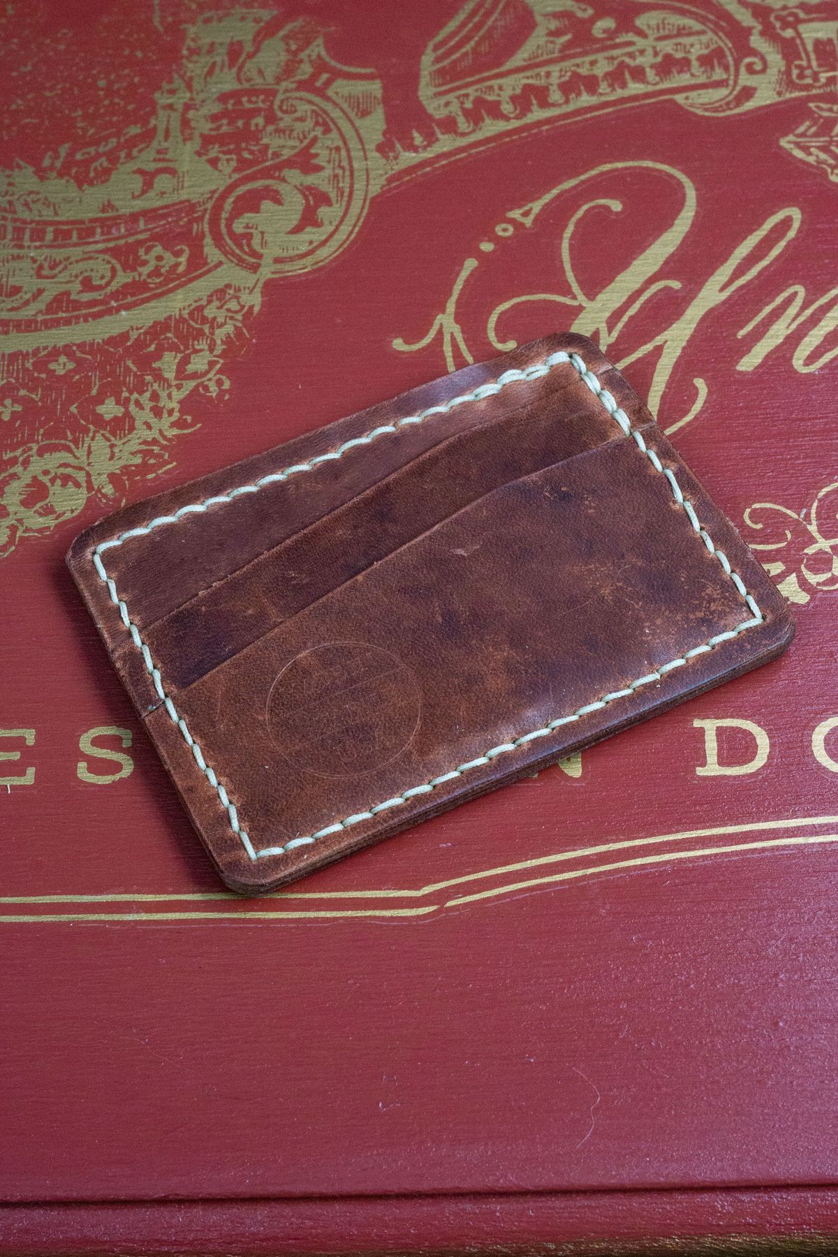 Photo by Barbaq on October 2, 2025 of the Self-Made Card Wallet in Horween Italian Brown Wrangler Horsefront.