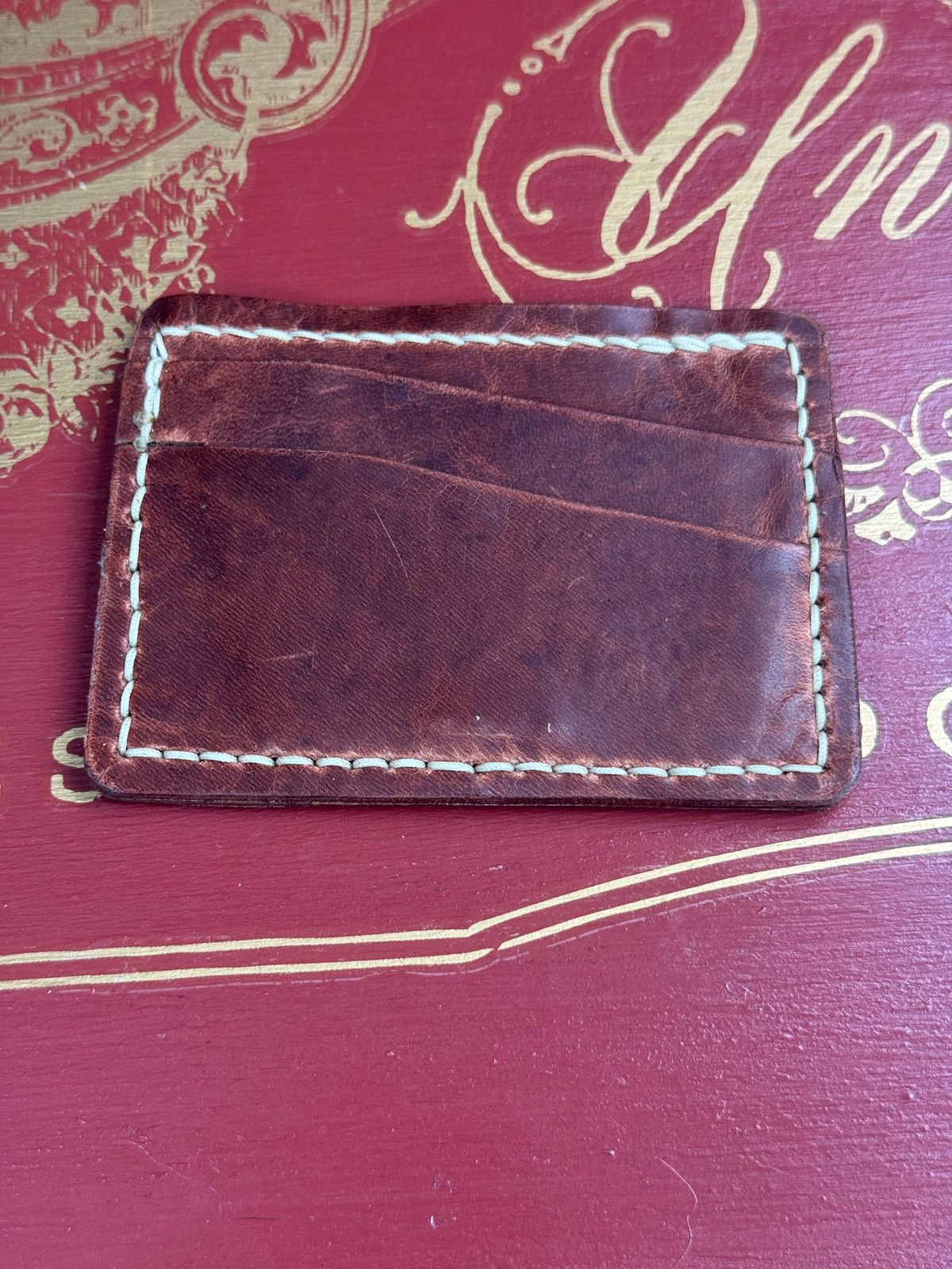 Photo by Barbaq on October 2, 2025 of the Self-Made Card Wallet in Horween Italian Brown Wrangler Horsefront.