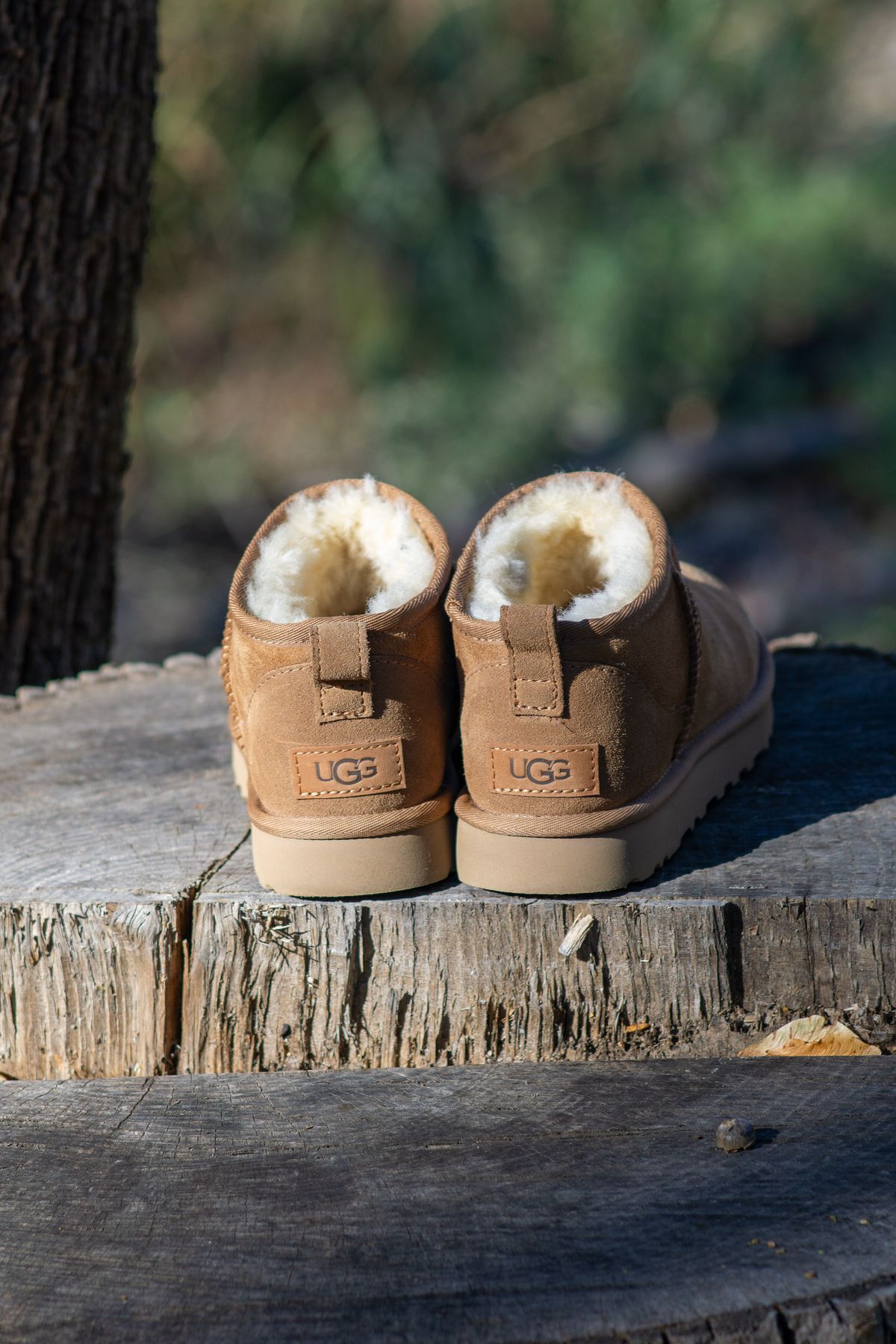 Photo by Barbaq on November 1, 2025 of the Ugg Classic Ultra Mini in Chestnut Sheepskin.