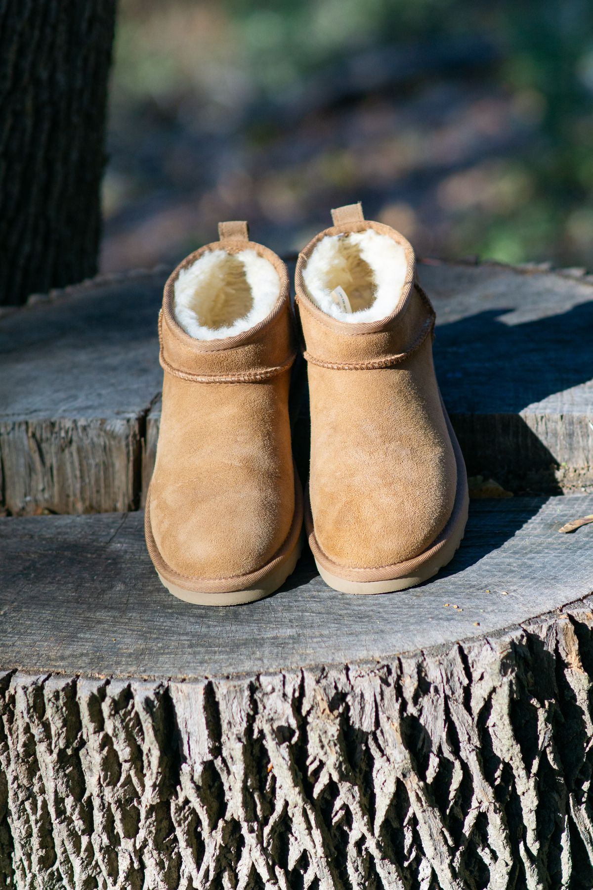 Photo by Barbaq on November 1, 2025 of the Ugg Classic Ultra Mini in Chestnut Sheepskin.