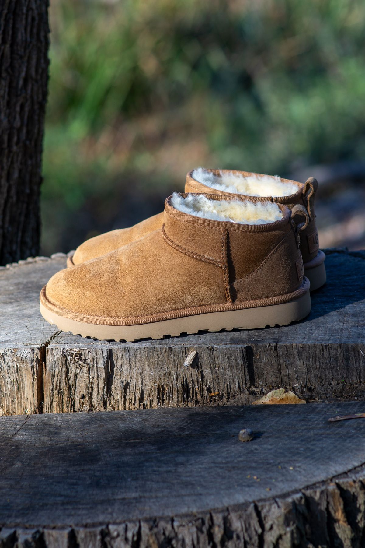 Photo by Barbaq on November 1, 2025 of the Ugg Classic Ultra Mini in Chestnut Sheepskin.