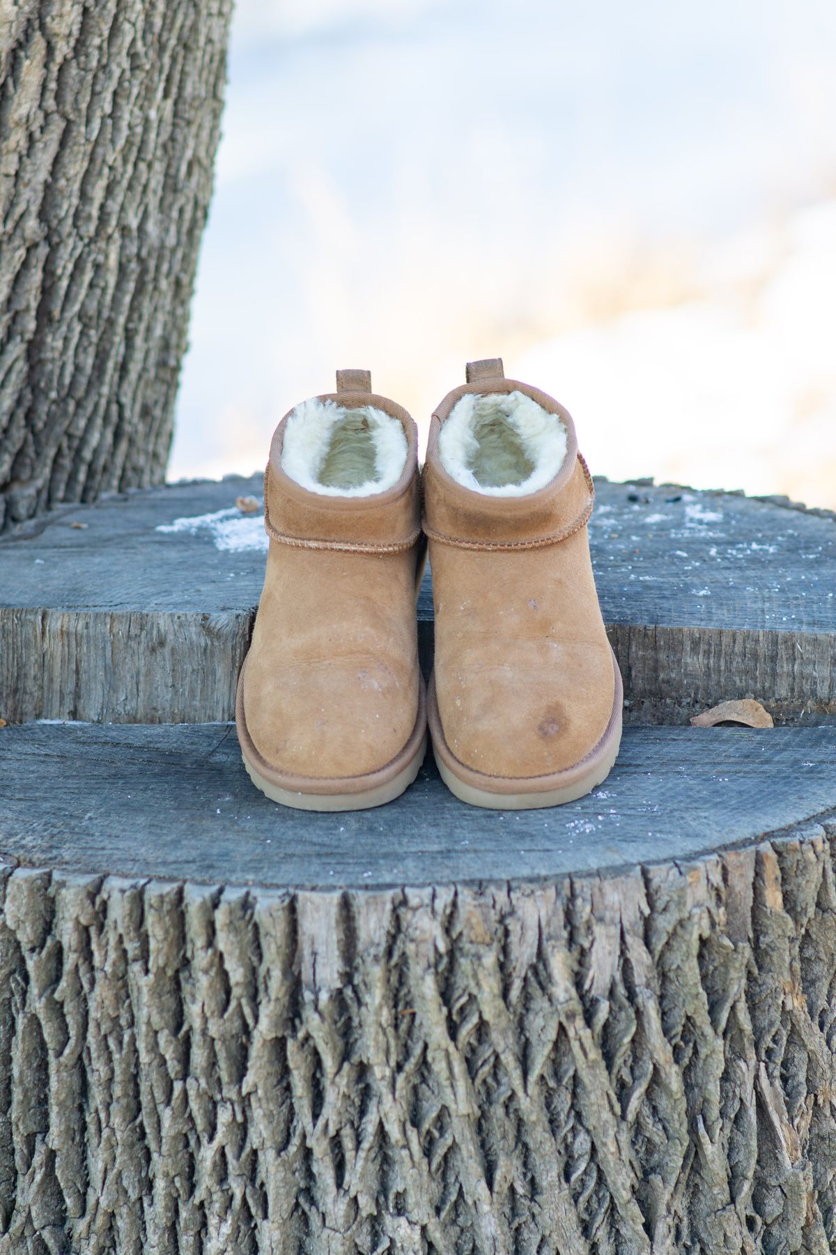 Photo by Barbaq on January 4, 2026 of the Ugg Classic Ultra Mini in Chestnut Sheepskin.