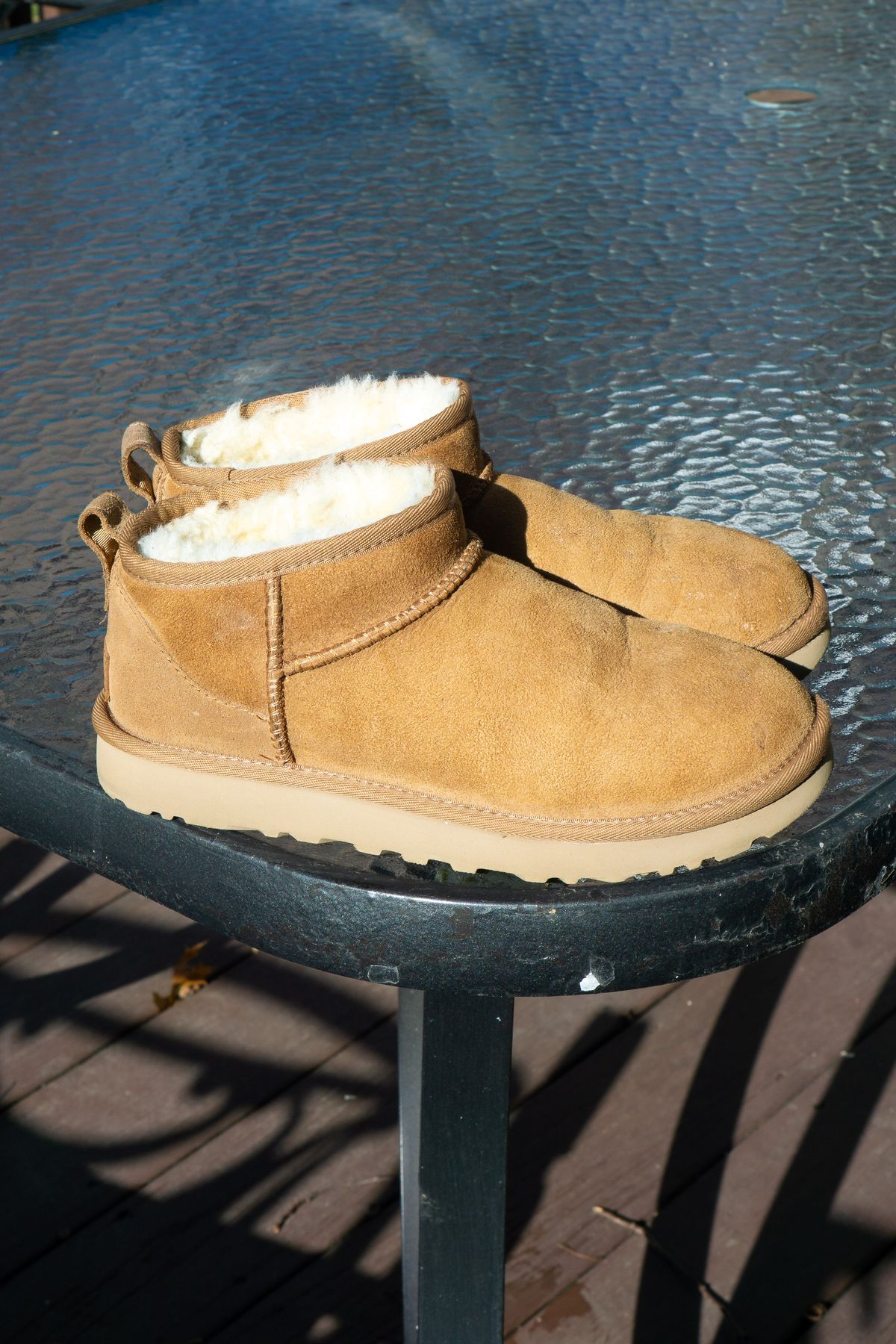 Photo by Barbaq on March 4, 2026 of the Ugg Classic Ultra Mini in Chestnut Sheepskin.
