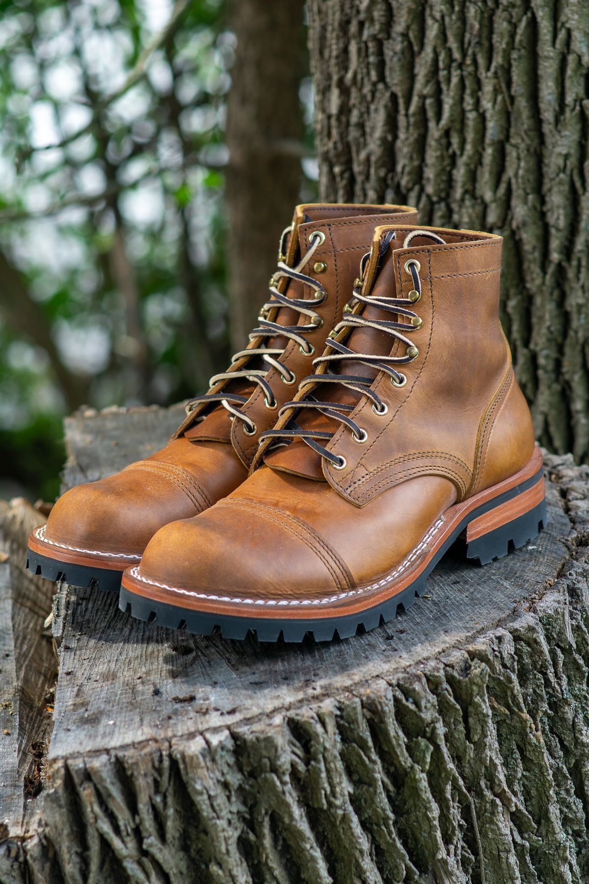 Photo by Barbaq on September 29, 2025 of the Nicks MTO in Horween Spokane Honey.