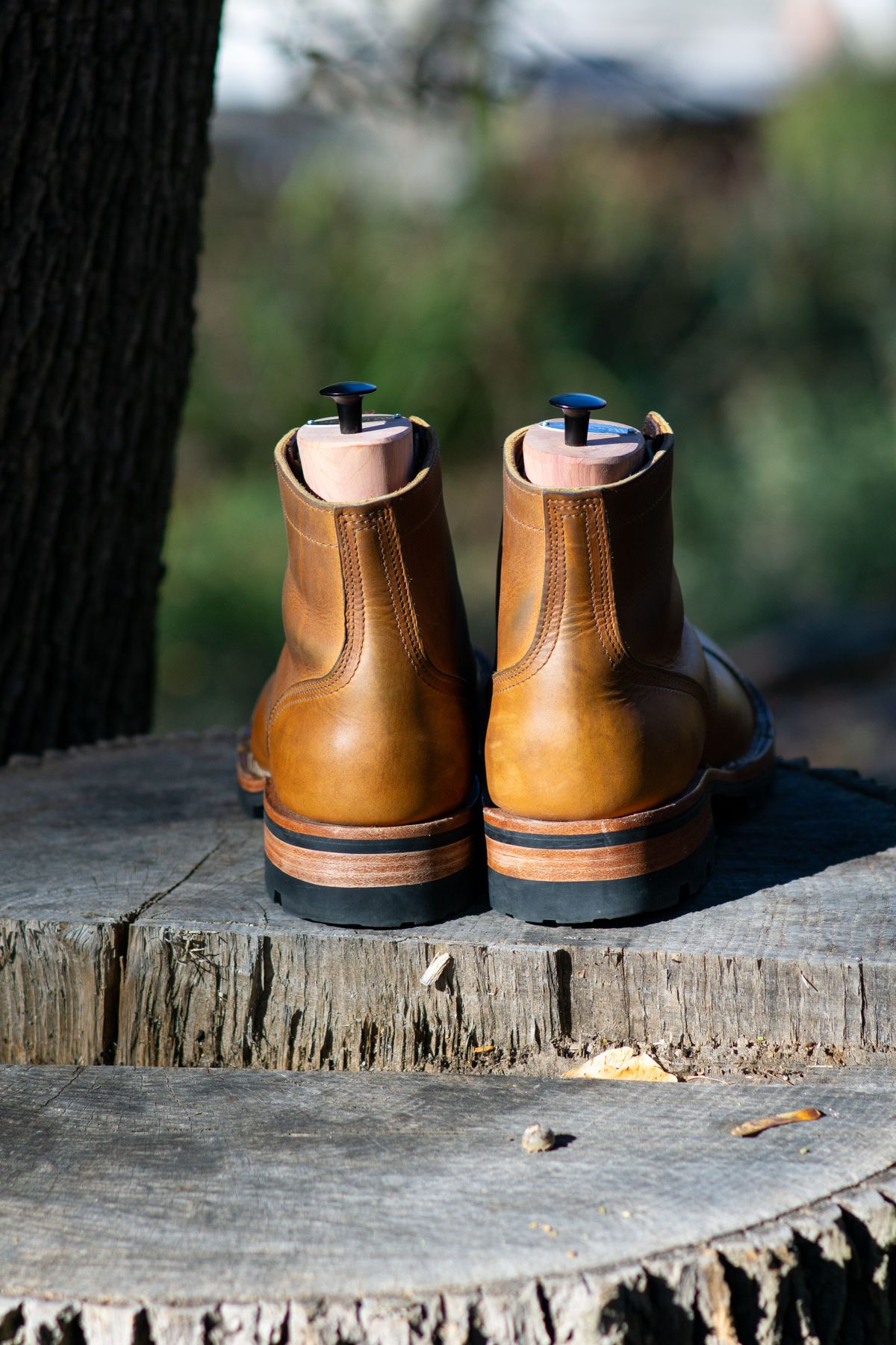 Photo by Barbaq on November 1, 2025 of the Nicks MTO in Horween Spokane Honey.