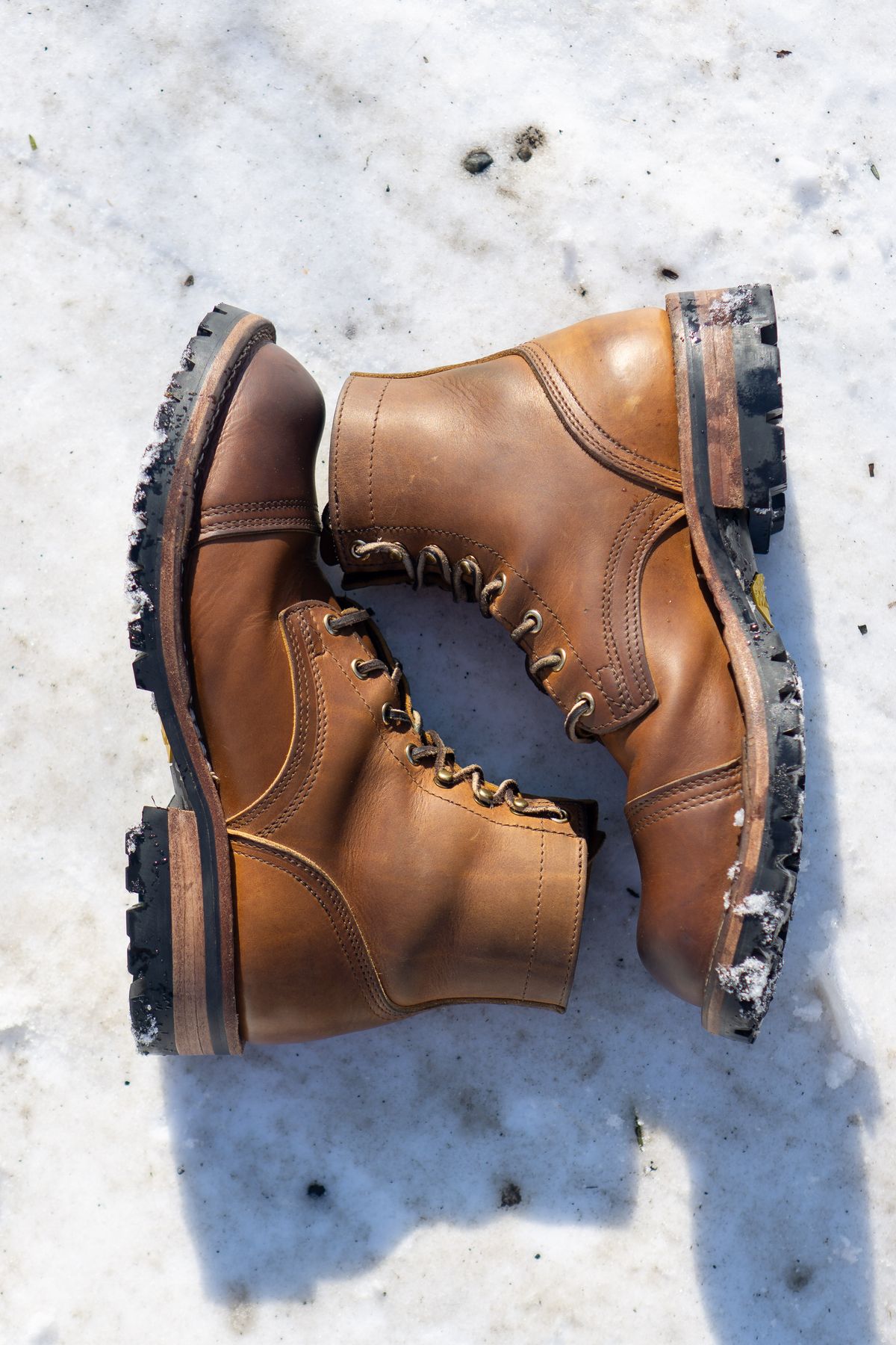 Photo by Barbaq on February 4, 2026 of the Nicks MTO in Horween Spokane Honey.