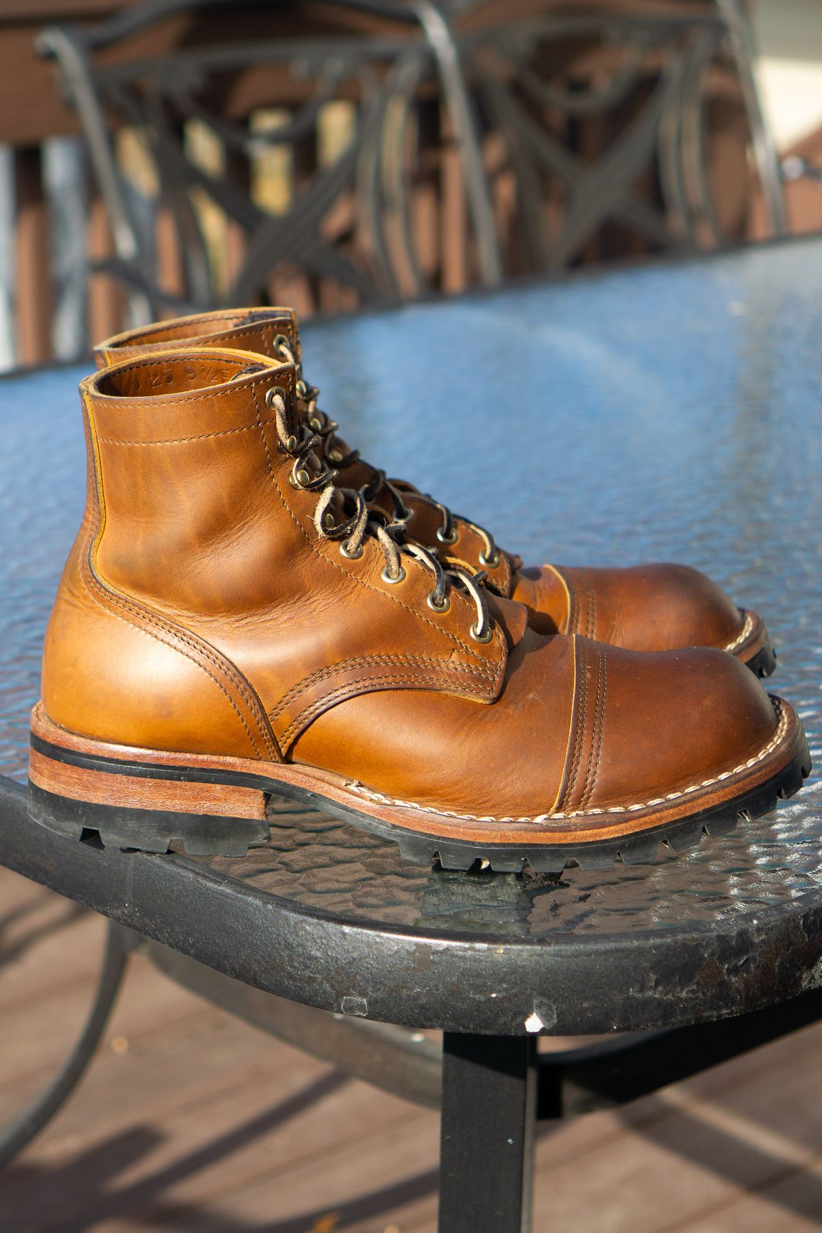 Photo by Barbaq on March 4, 2026 of the Nicks MTO in Horween Spokane Honey.