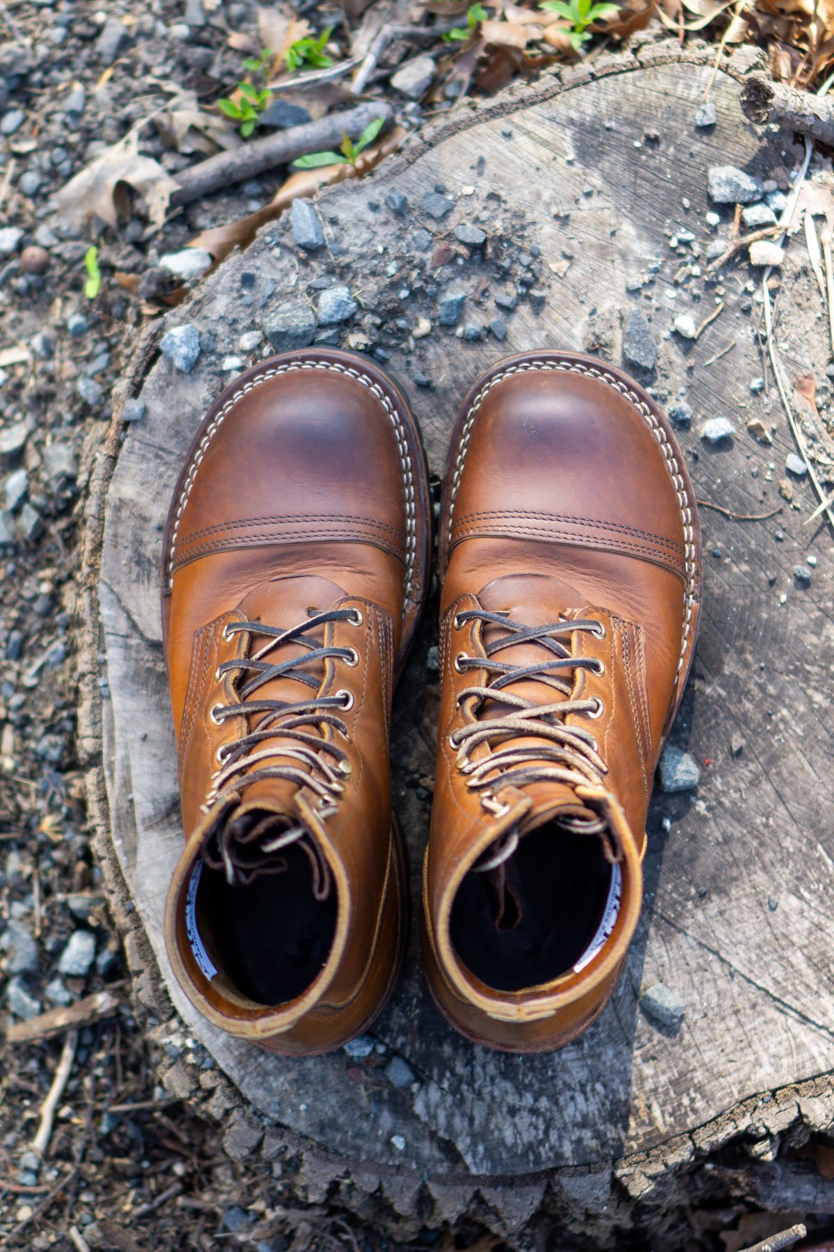 Photo by Barbaq on April 4, 2026 of the Nicks MTO in Horween Spokane Honey.