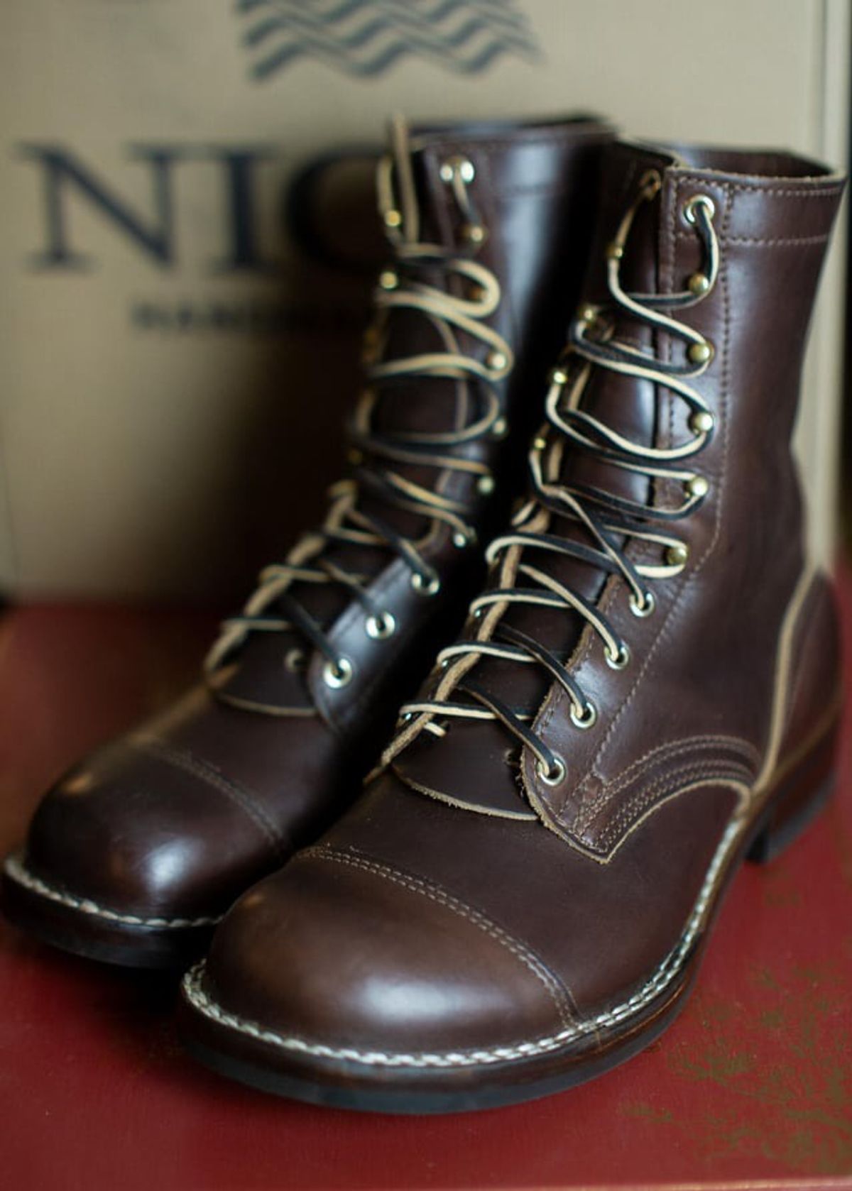 Photo by Barbaq on April 22, 2025 of the Nicks Trooper in Horween Brown Chromexcel.