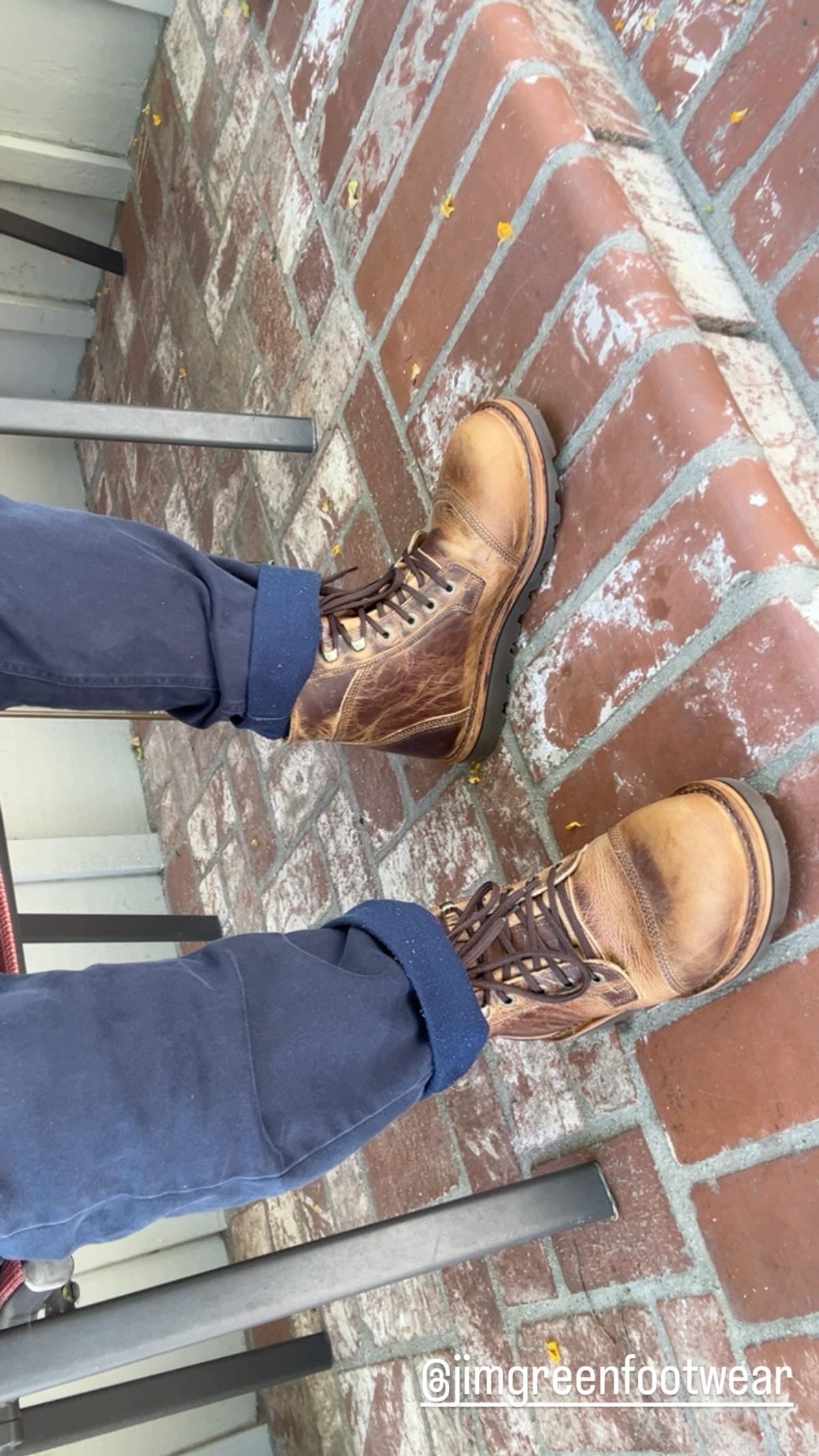 Photo by sleeps on June 2, 2026 of the Jim Green Numzaan in Bronco Biscuit Pull Up.