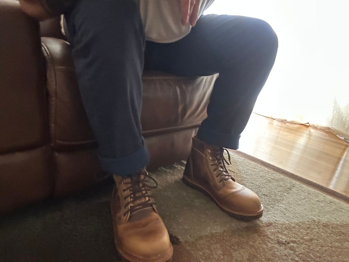 Photo by sleeps on June 2, 2026 of the Jim Green Numzaan in Bronco Biscuit Pull Up.