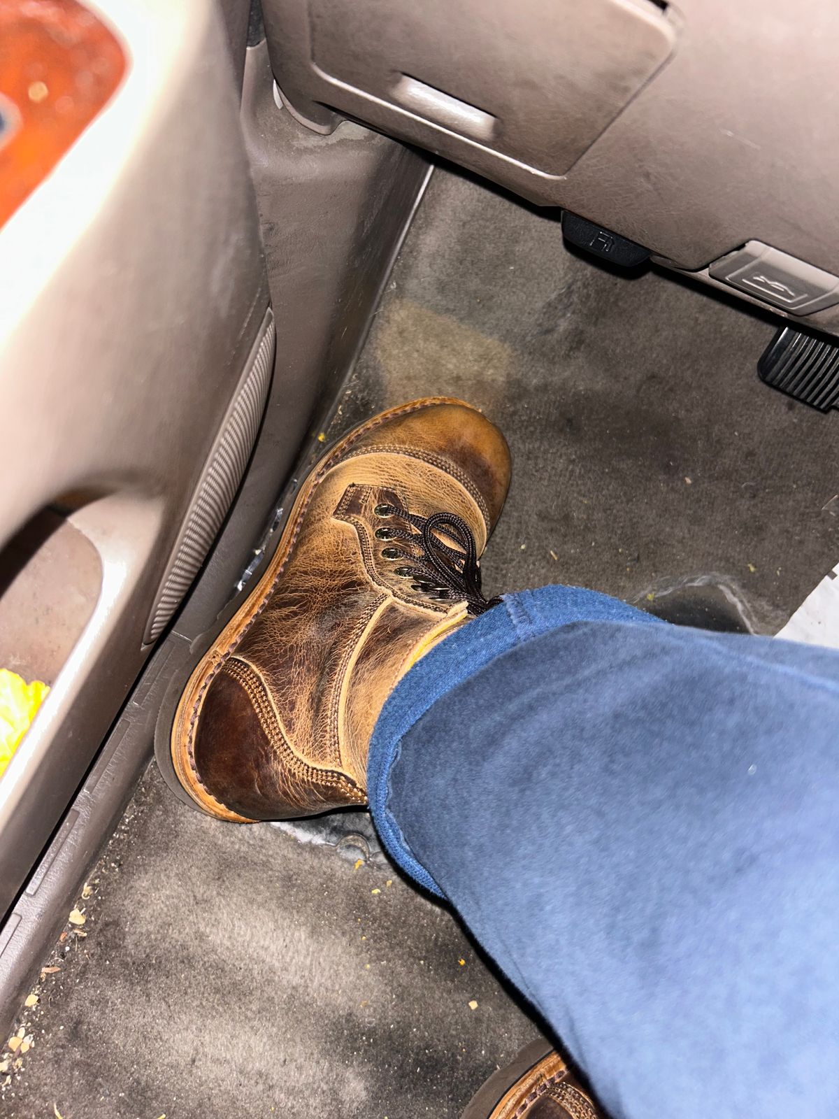 Photo by sleeps on June 3, 2026 of the Jim Green Numzaan in Bronco Biscuit Pull Up.