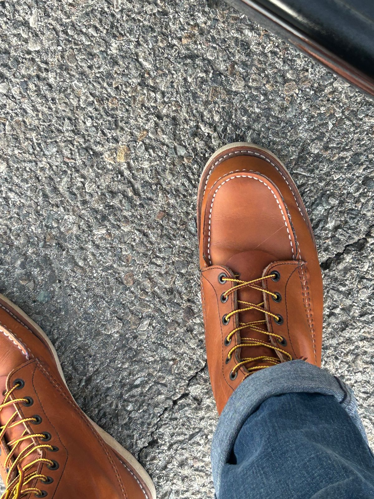 Photo by sleeps on October 23, 2025 of the Red Wing 10877 in S.B. Foot Oro-Iginal.