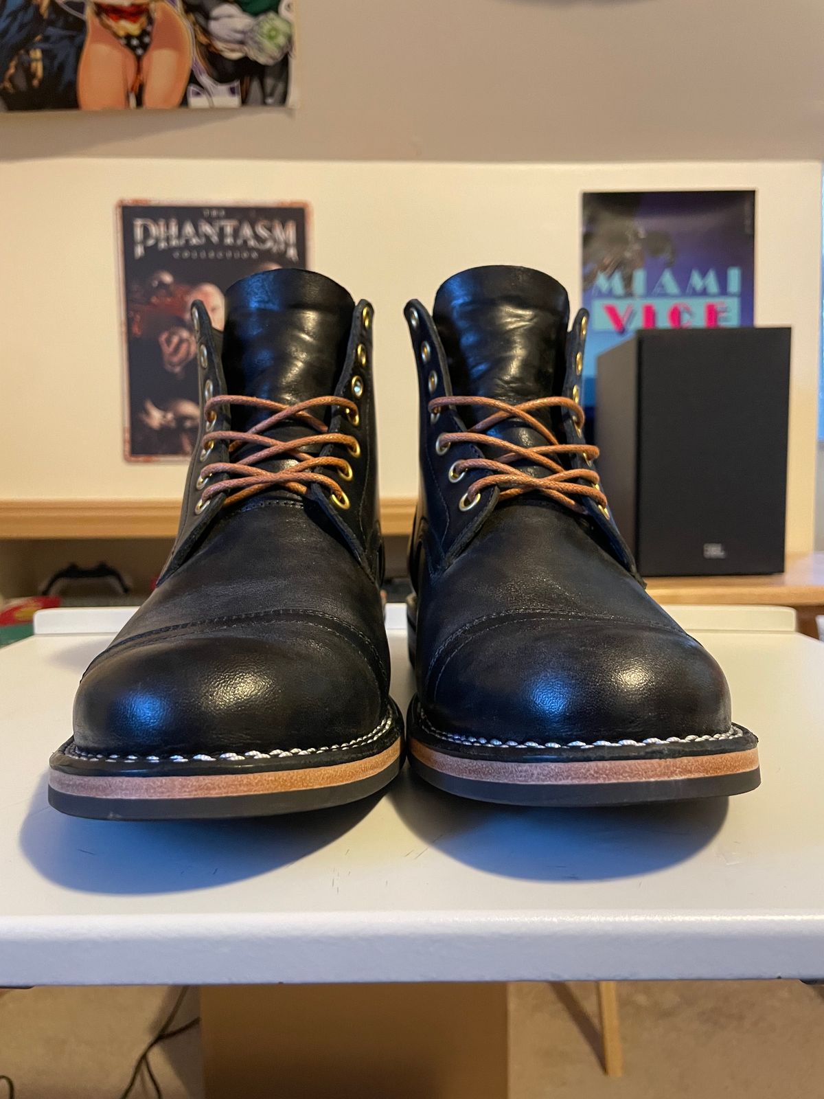 Photo by CesarIronthrone on November 24, 2025 of the Junkard SC2078 in Maryam Black Horsebutt.