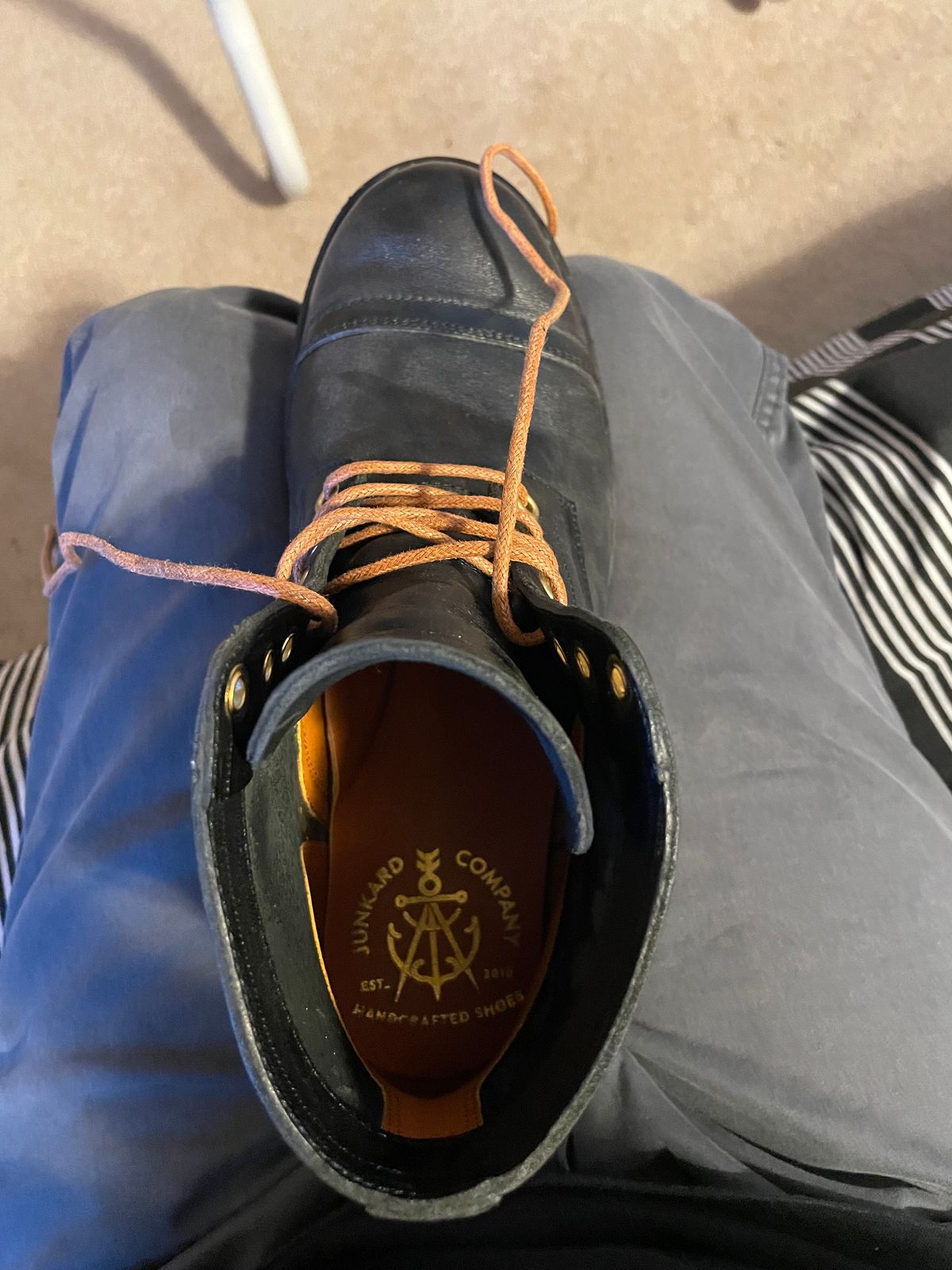 Photo by CesarIronthrone on November 24, 2025 of the Junkard SC2078 in Maryam Black Horsebutt.